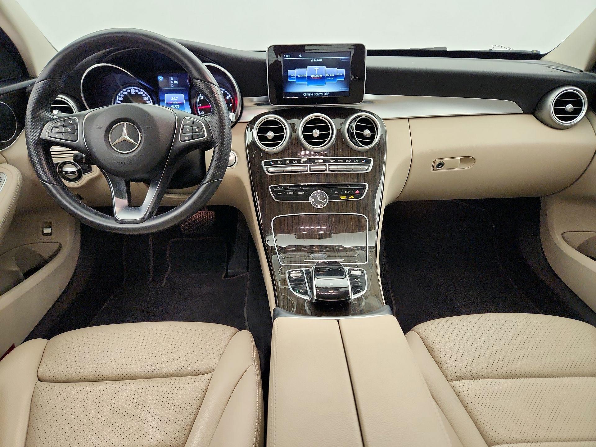 Thumbnail: 2016 Mercedes-Benz C-Class - 9