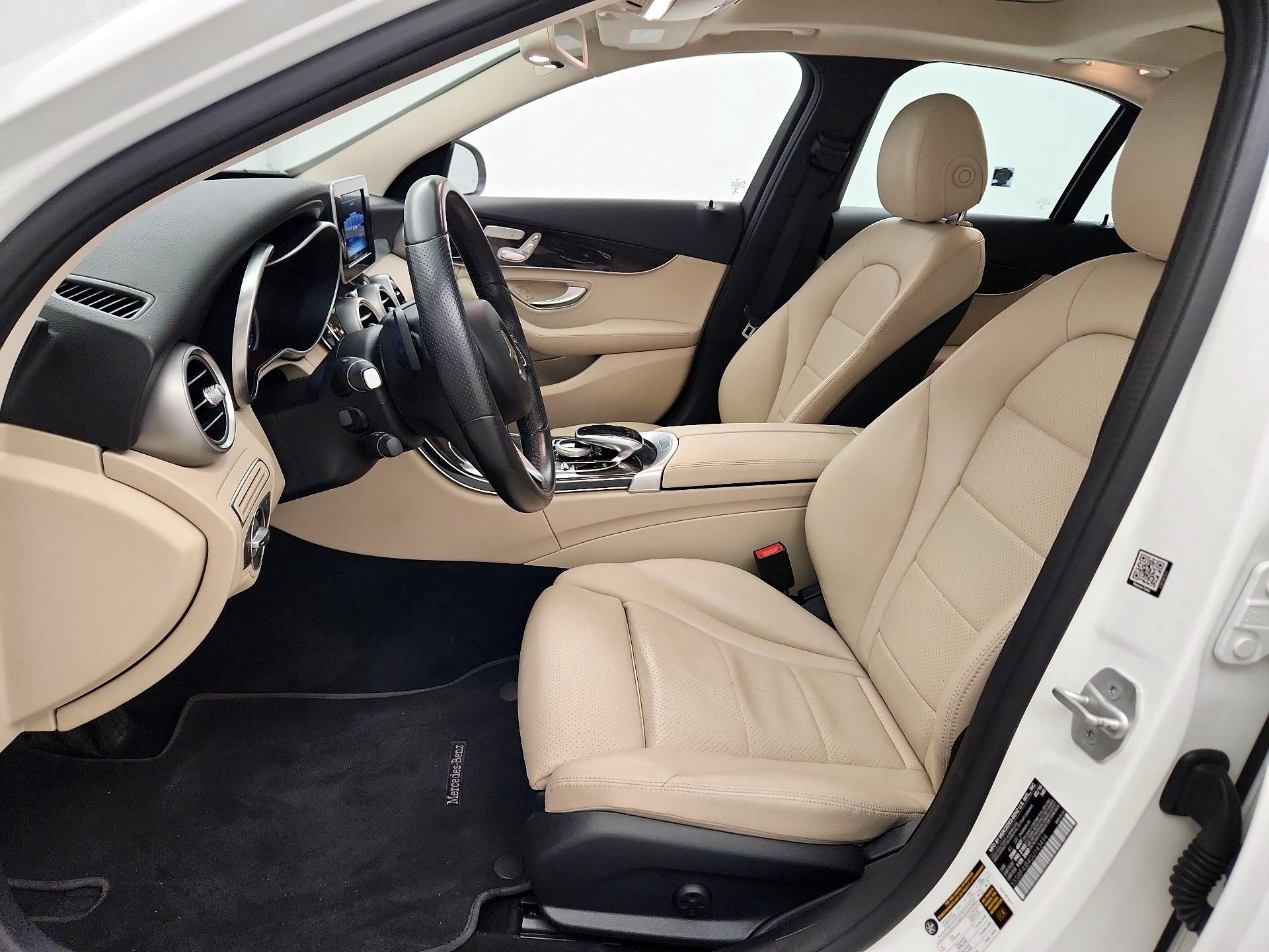 Thumbnail: 2016 Mercedes-Benz C-Class - 11