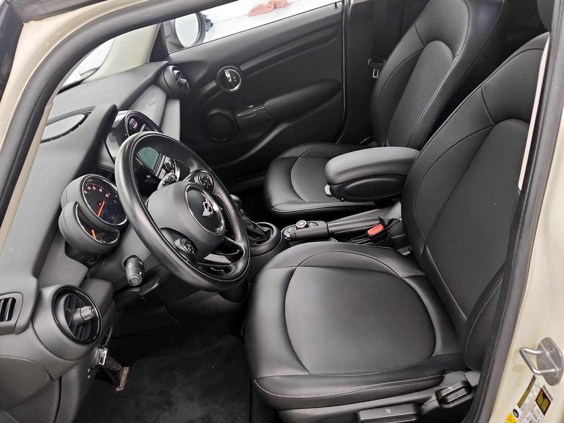 Thumbnail: 2018 MINI Cooper Hardtop - 11