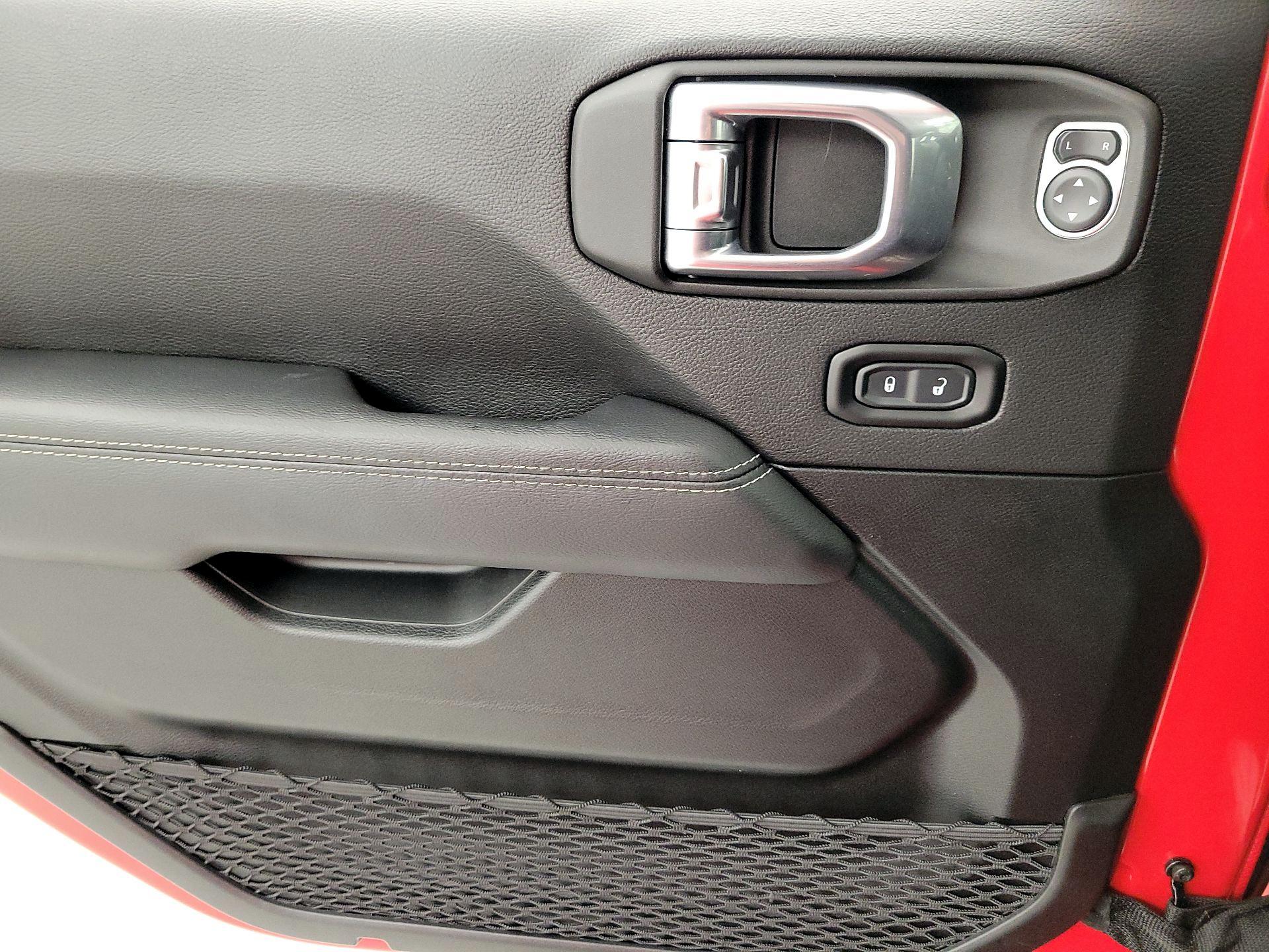 Thumbnail: 2021 Jeep Wrangler - 12