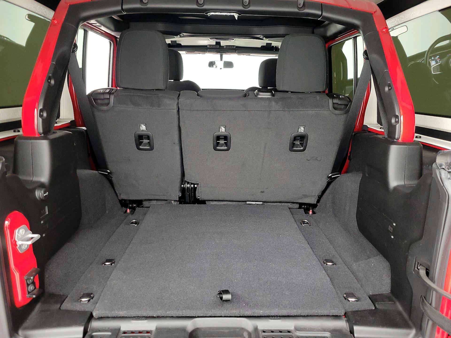 Thumbnail: 2021 Jeep Wrangler - 20