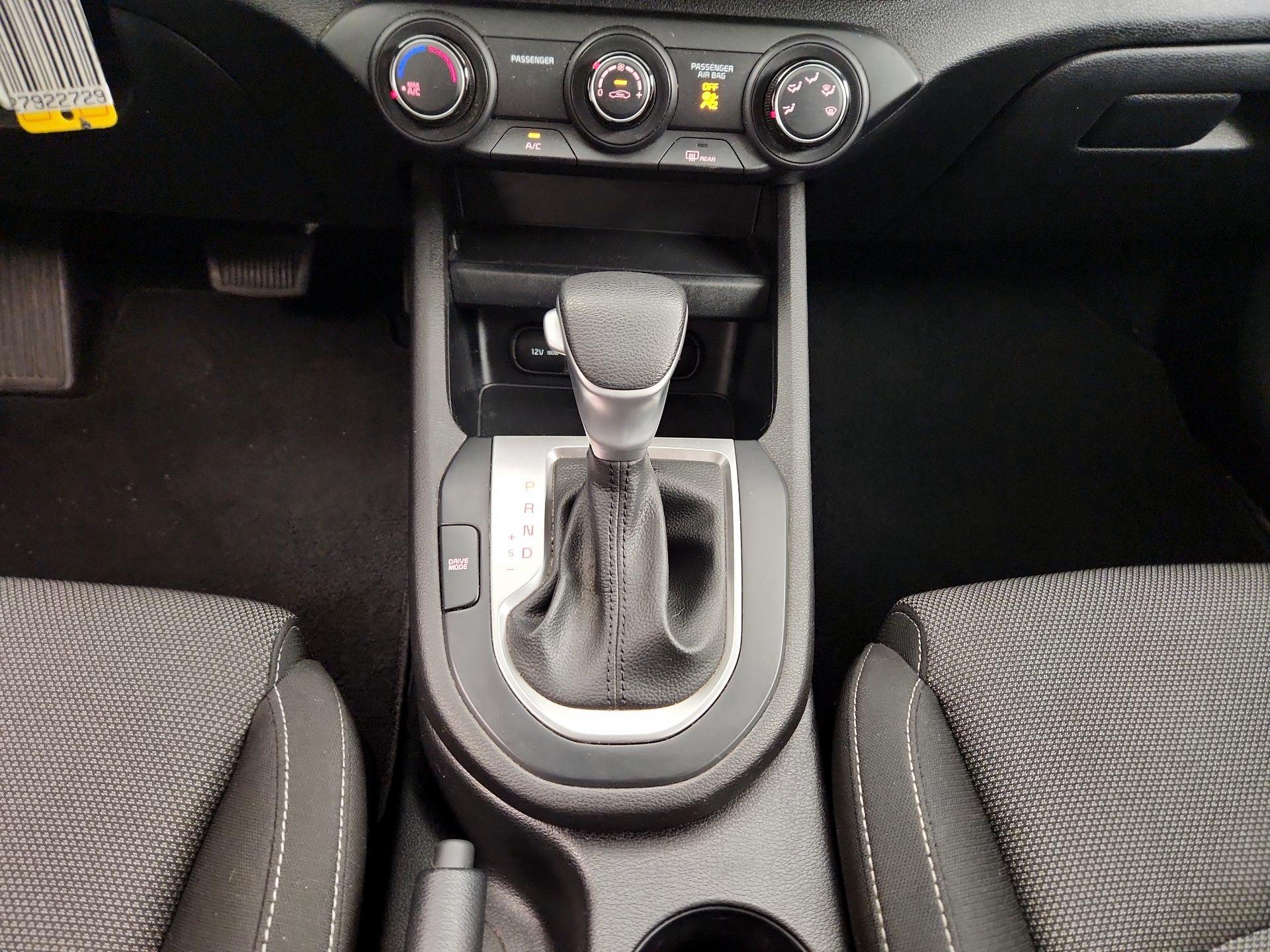 Thumbnail: 2023 Kia Forte - 17