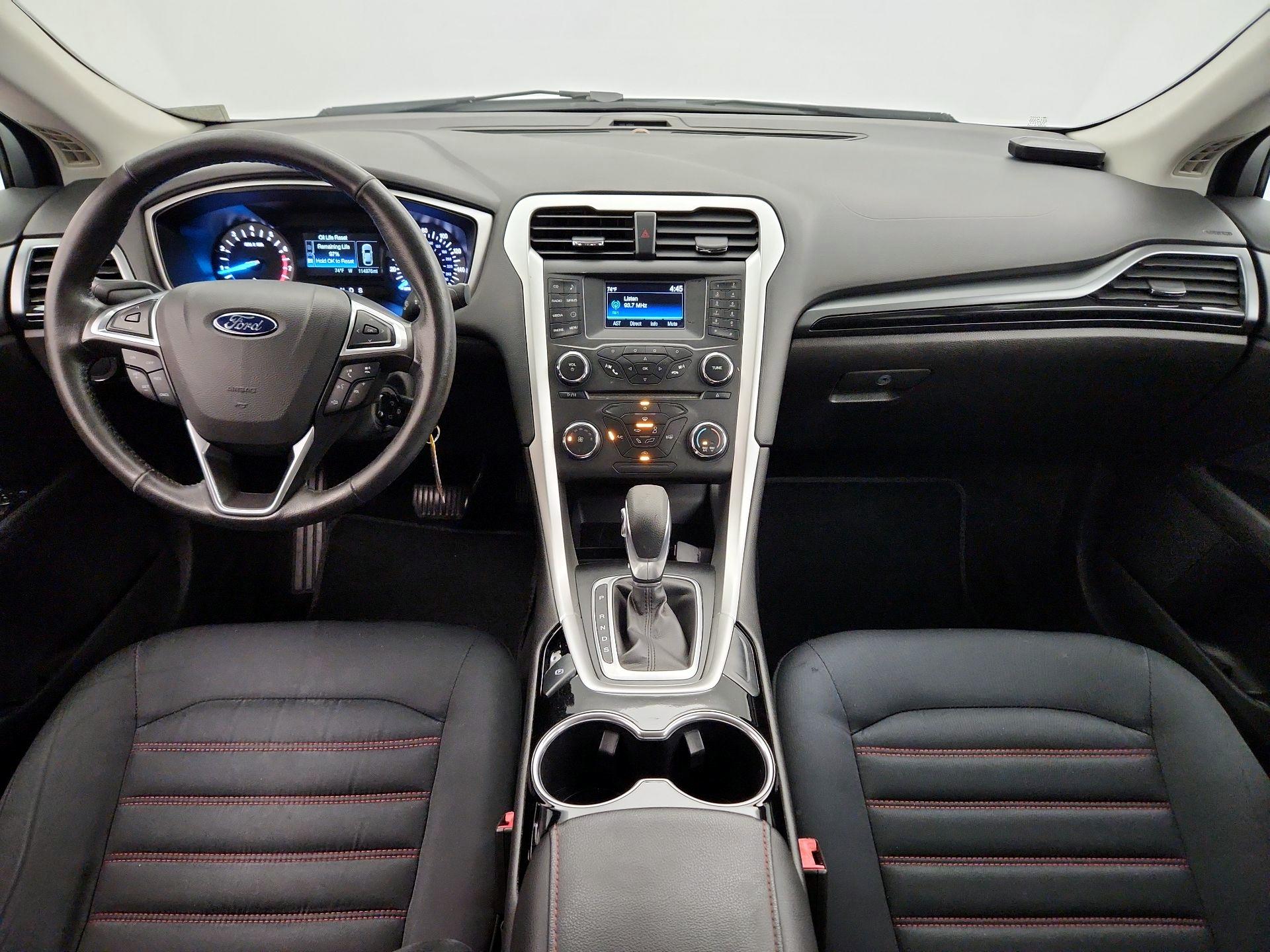 Thumbnail: 2016 Ford Fusion - 9