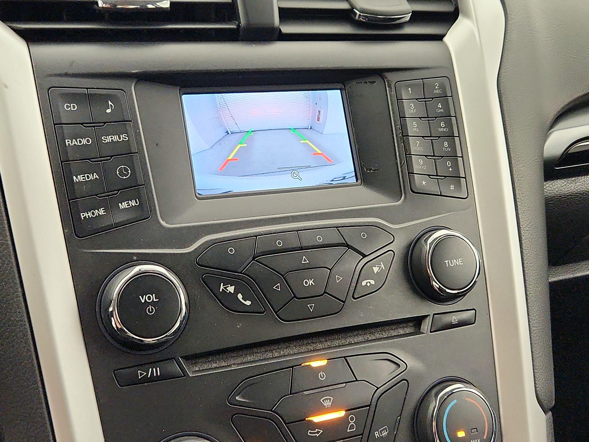 Thumbnail: 2016 Ford Fusion - 14