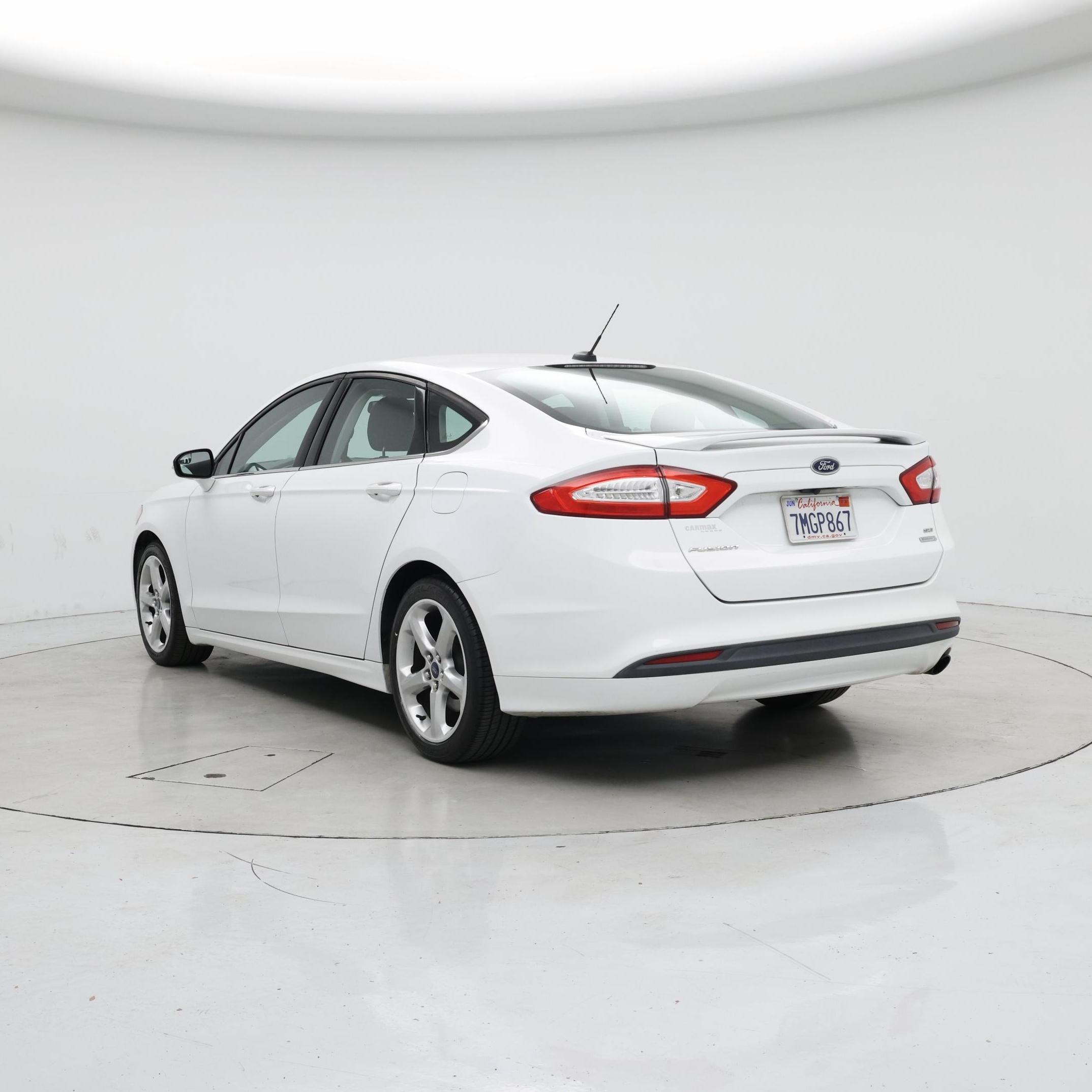 Thumbnail: 2016 Ford Fusion - 2