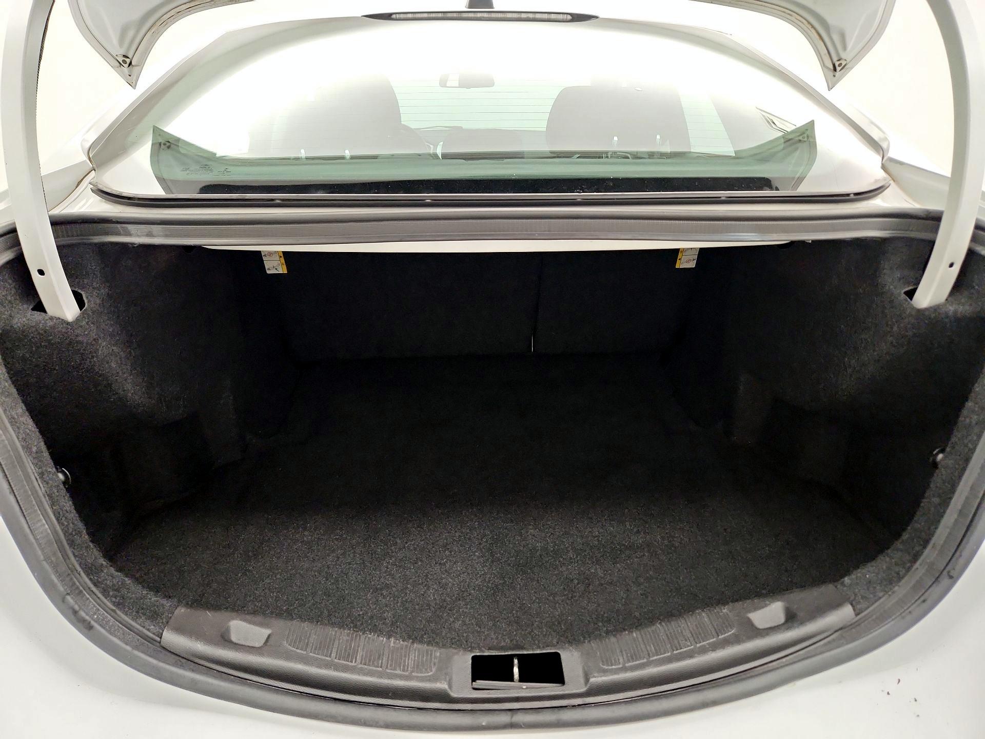 Thumbnail: 2016 Ford Fusion - 20