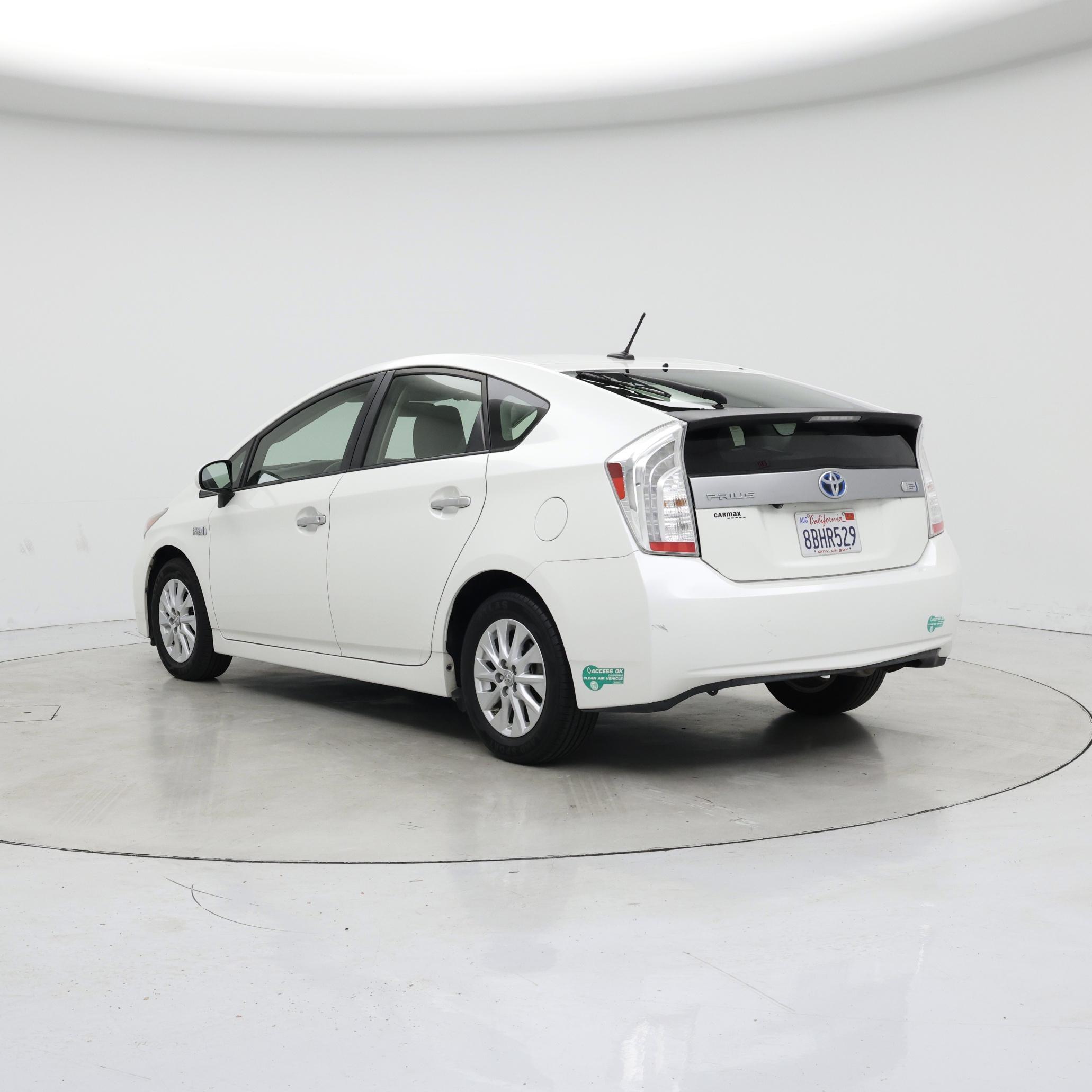 Thumbnail: 2014 Toyota Prius - 2