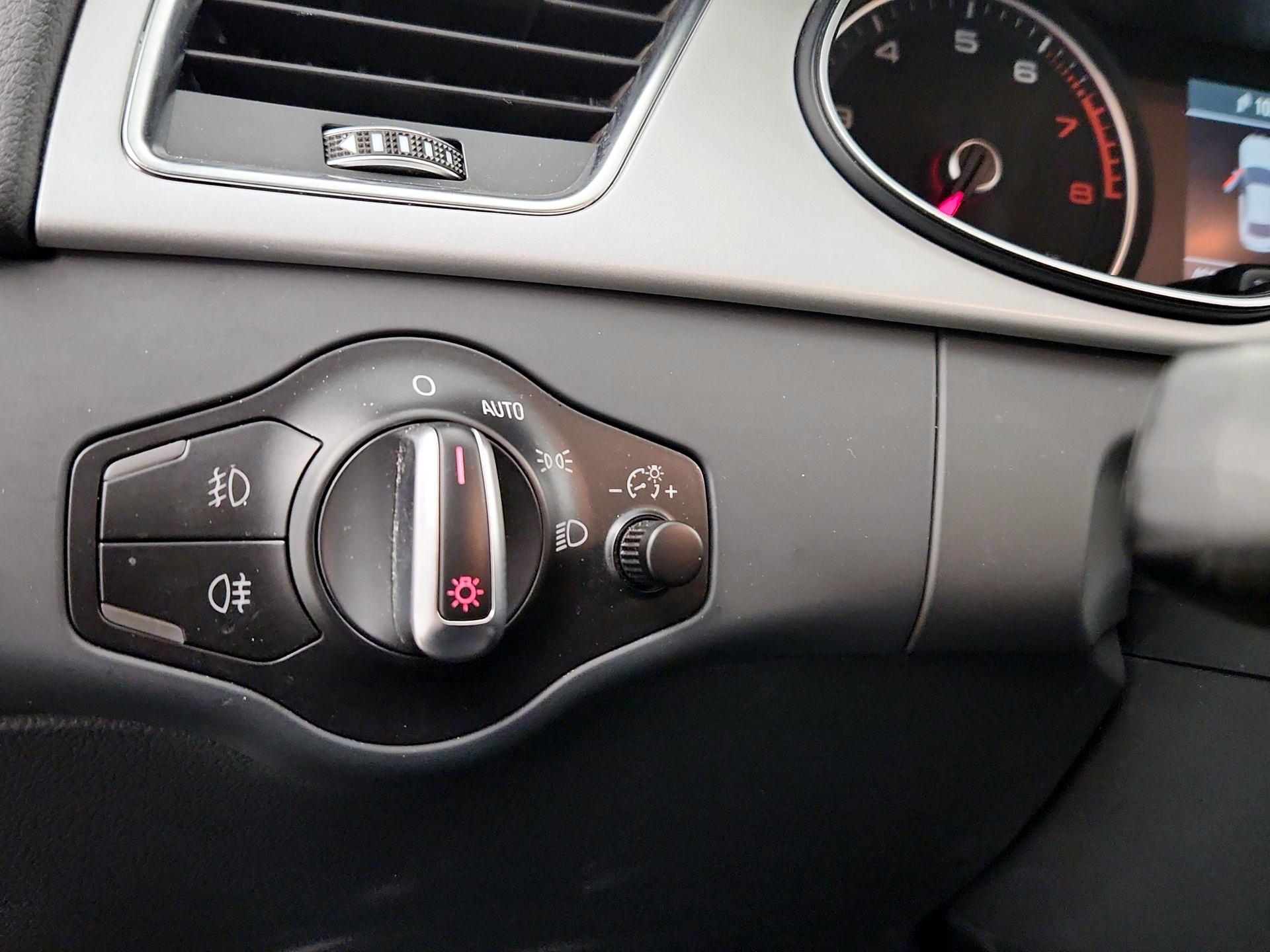 Thumbnail: 2015 Audi A4 - 13