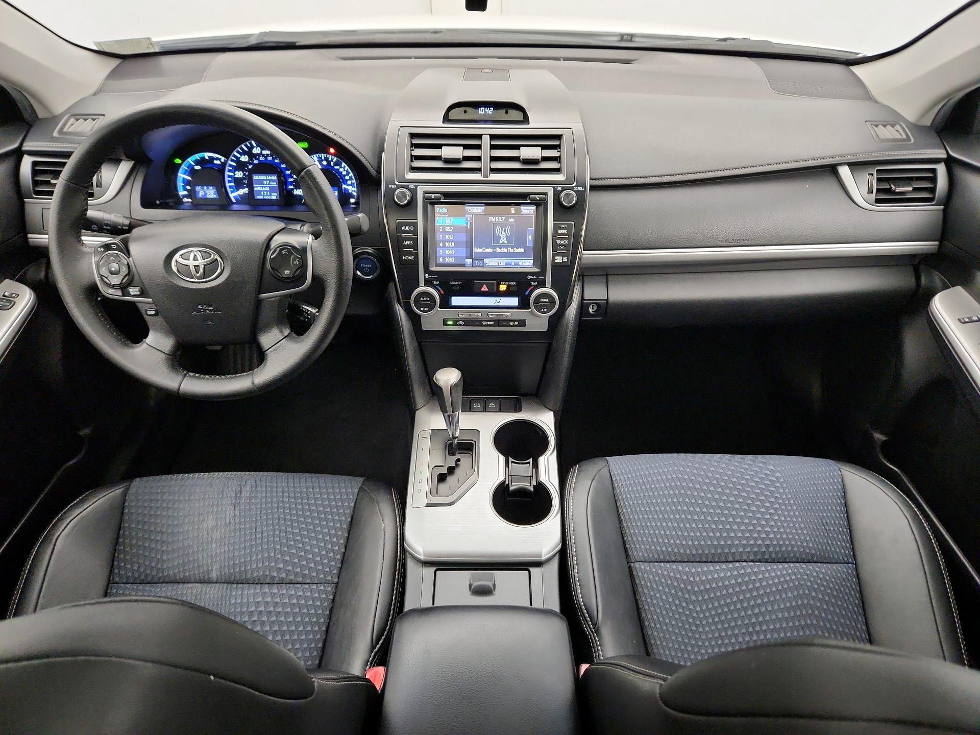 Thumbnail: 2014 Toyota Camry - 9