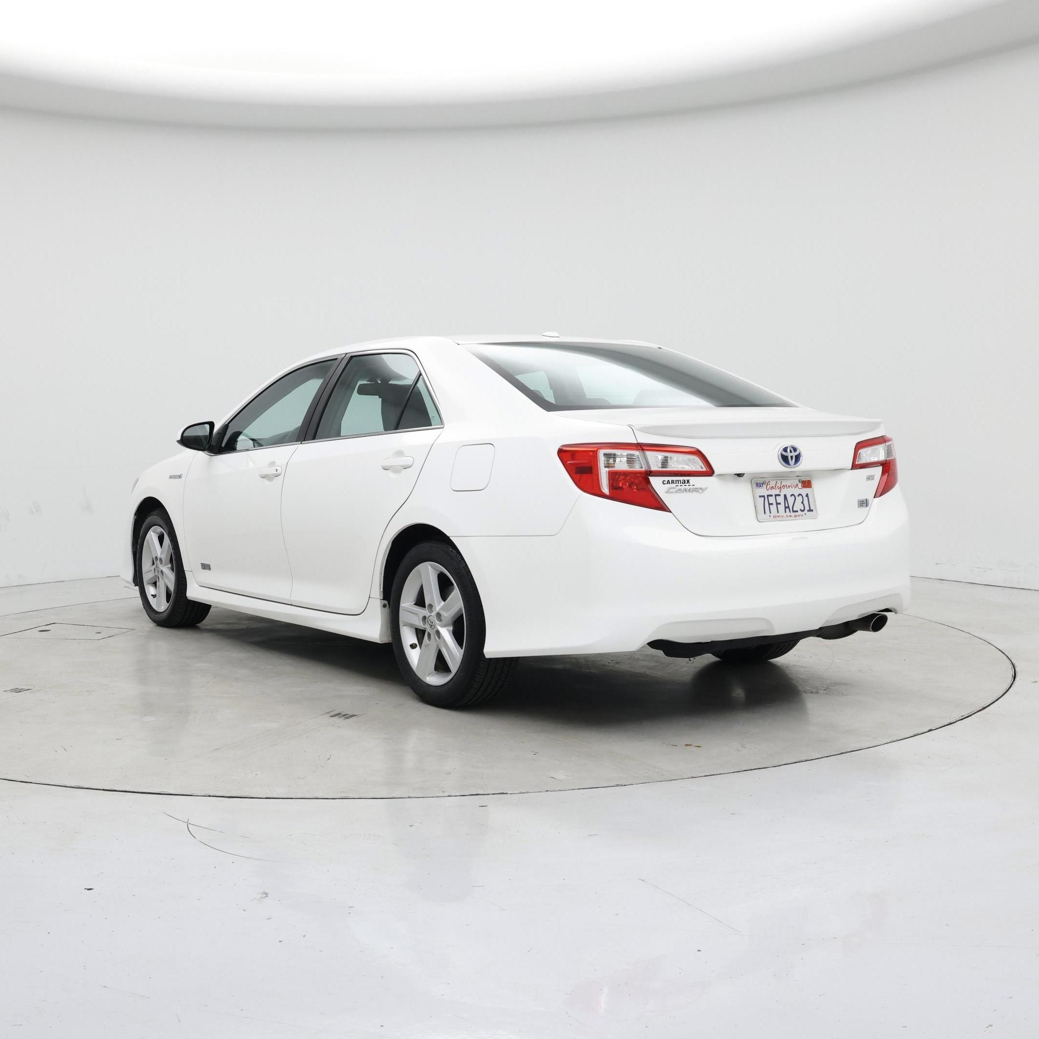 Thumbnail: 2014 Toyota Camry - 2