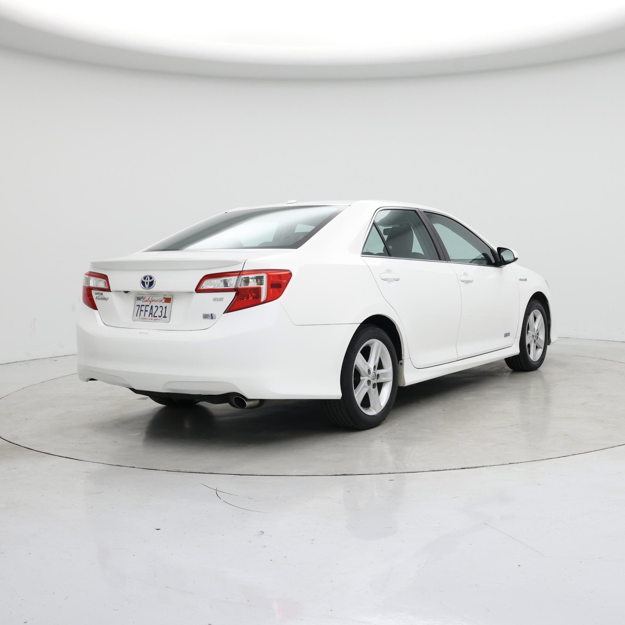 Thumbnail: 2014 Toyota Camry - 8