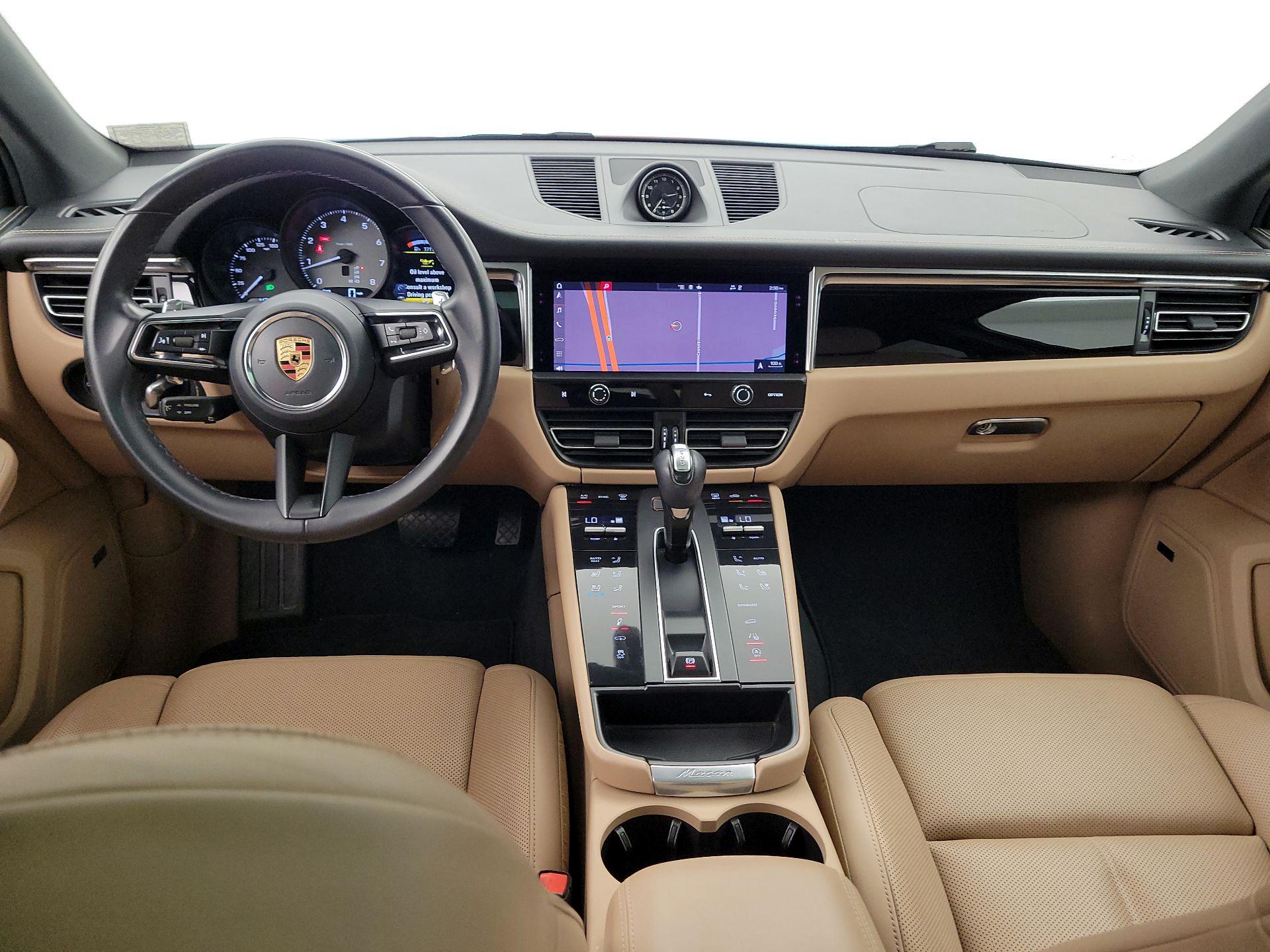 Thumbnail: 2022 Porsche Macan - 9