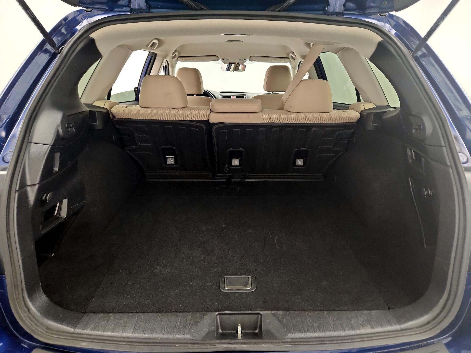 Thumbnail: 2017 Subaru Outback - 20