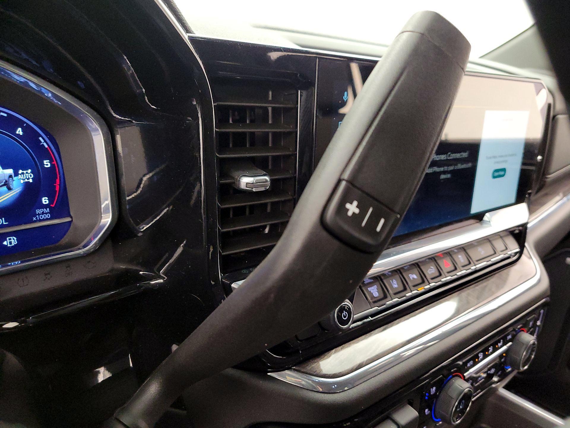 Thumbnail: 2025 Chevrolet Silverado 2500 - 18