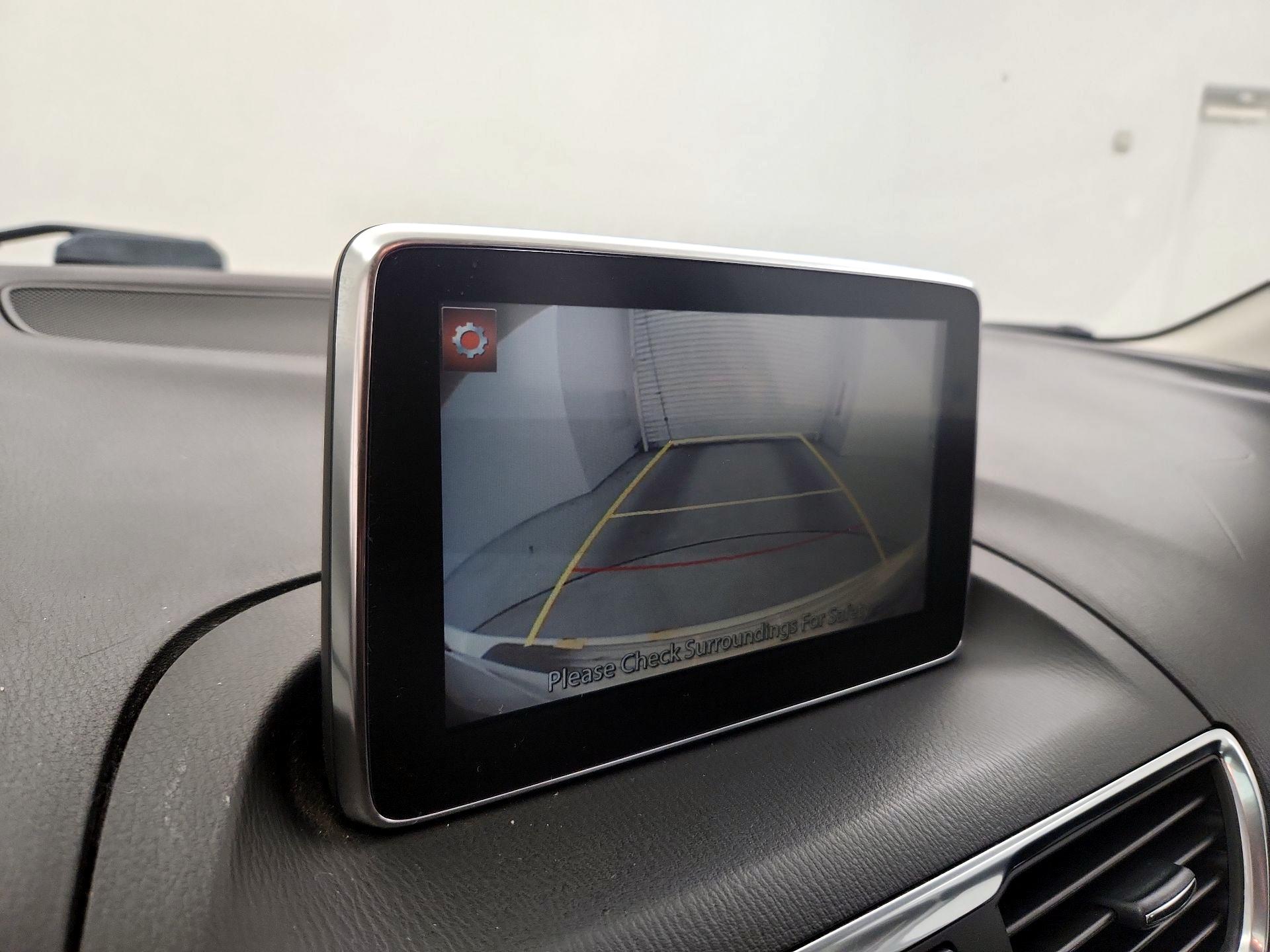 Thumbnail: 2015 Mazda Mazda3 - 14