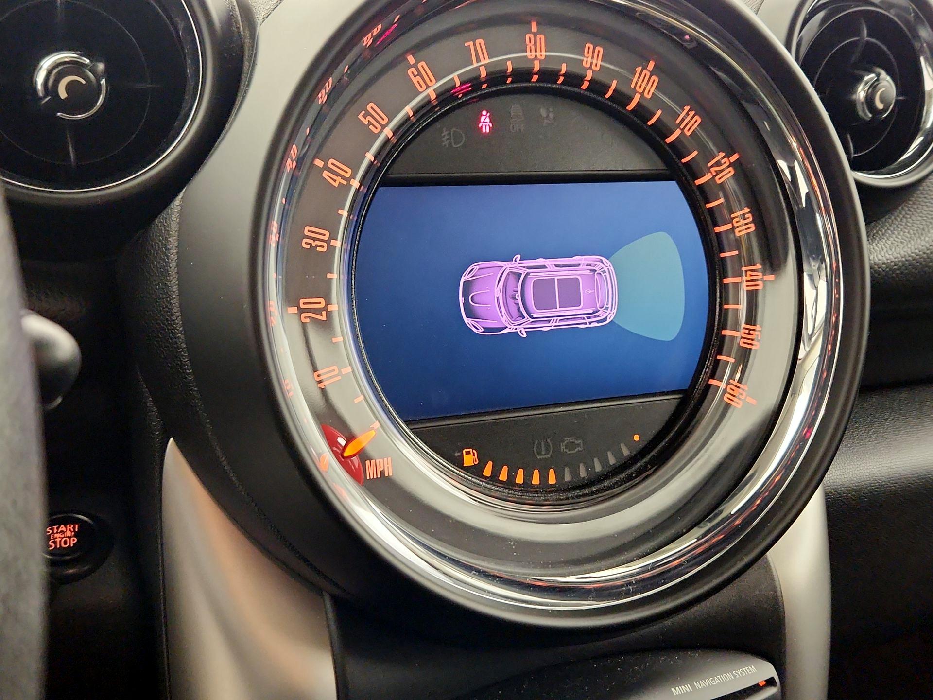 Thumbnail: 2016 MINI Cooper Countryman - 13