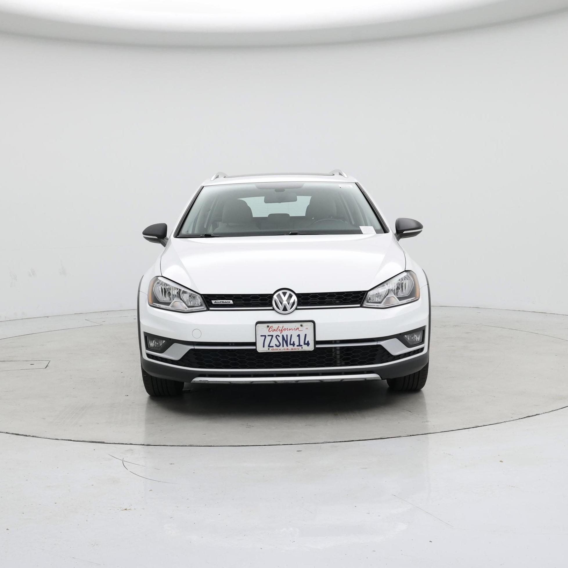 Thumbnail: 2017 Volkswagen Golf - 5
