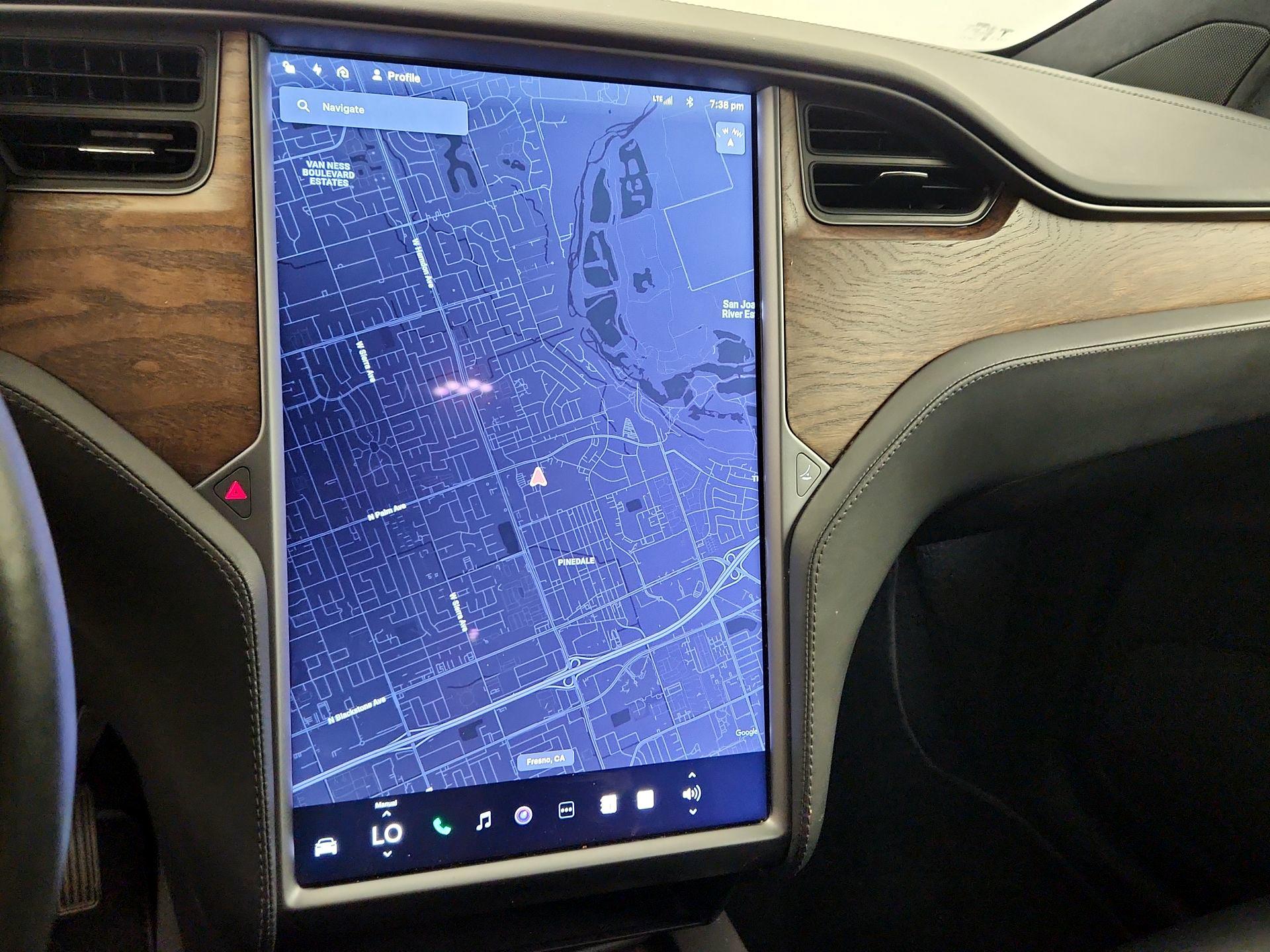 Thumbnail: 2019 Tesla Model X - 13