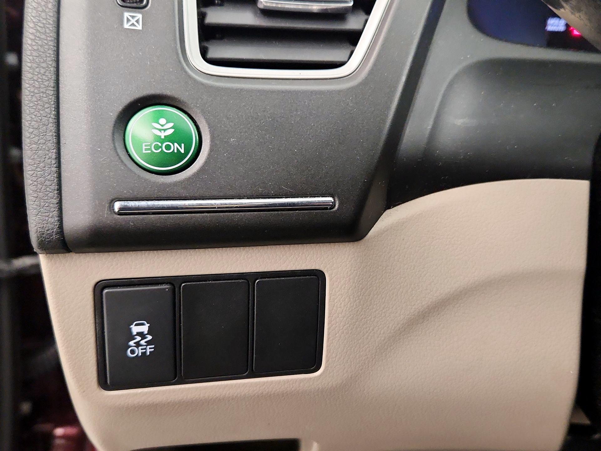 Thumbnail: 2015 Honda Civic - 13