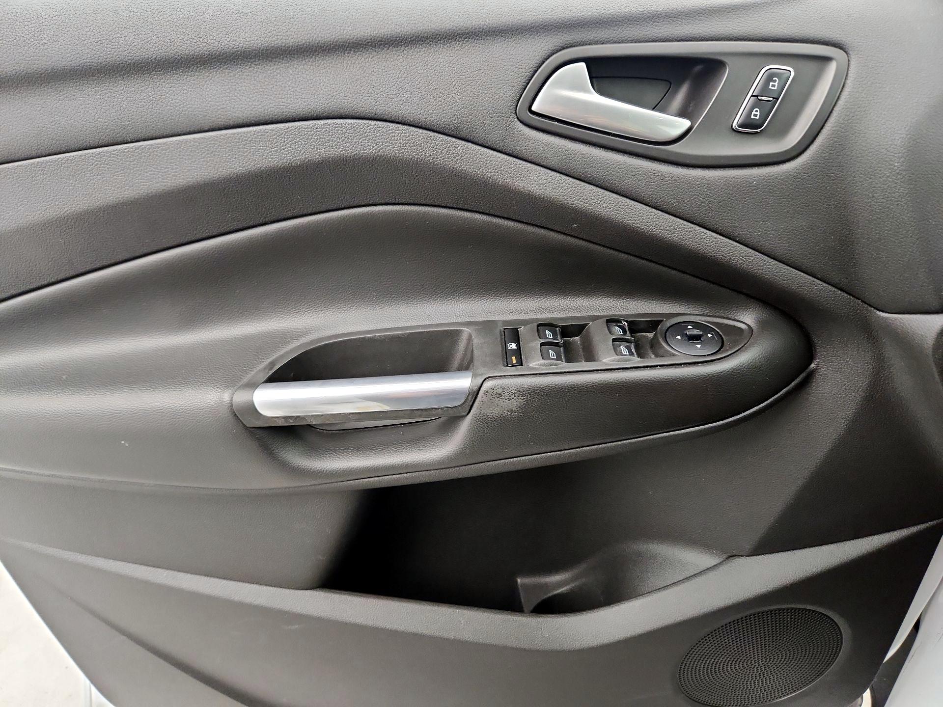 Thumbnail: 2015 Ford Escape - 12