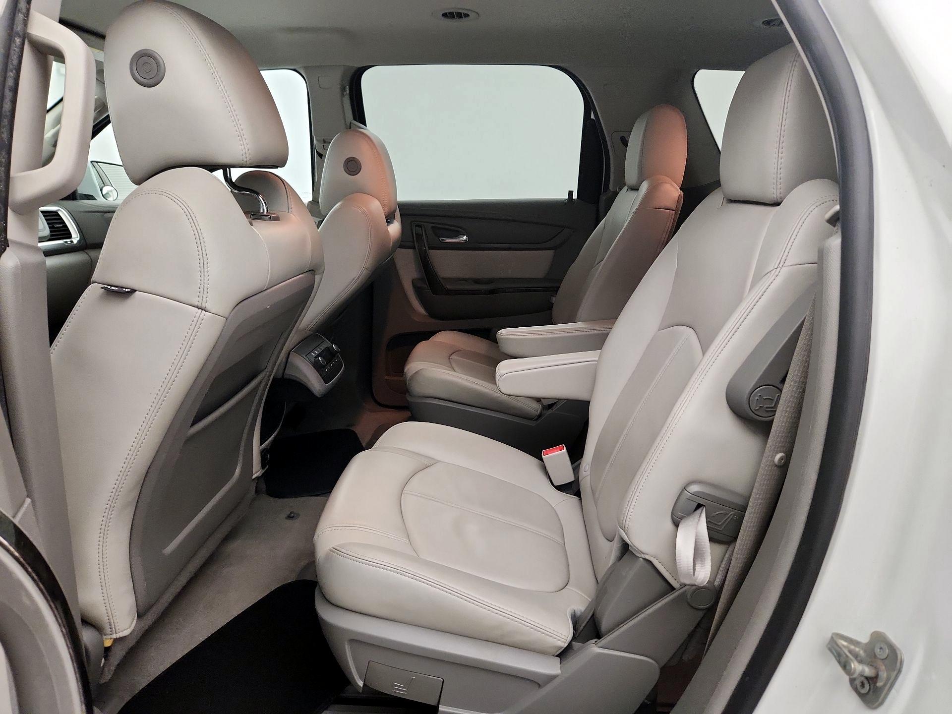 Thumbnail: 2017 GMC Acadia - 20