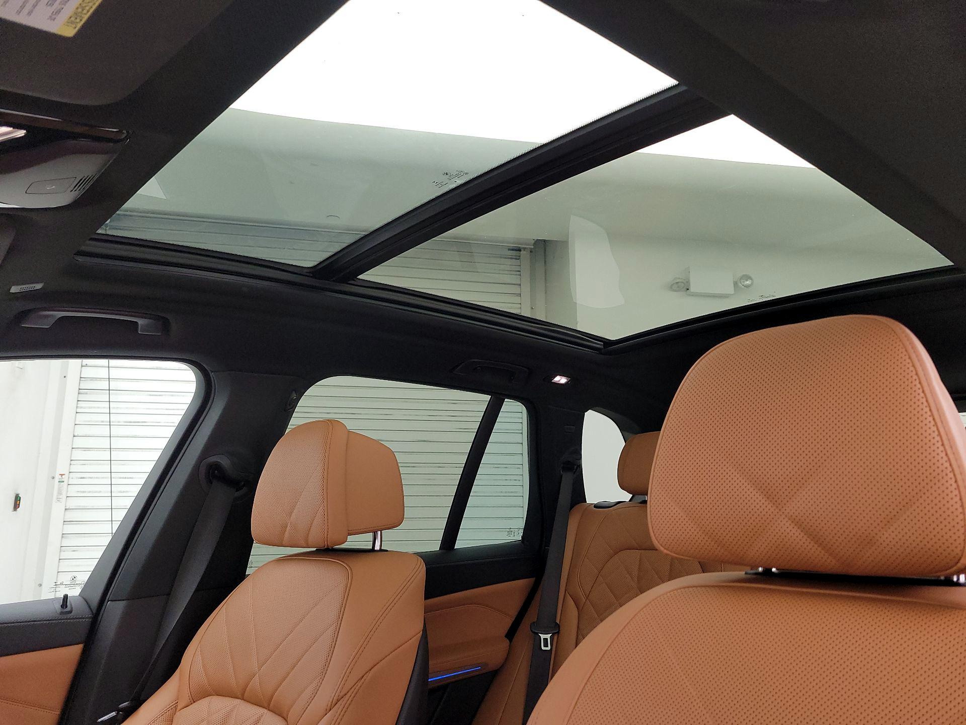 Thumbnail: 2023 BMW X5 - 20