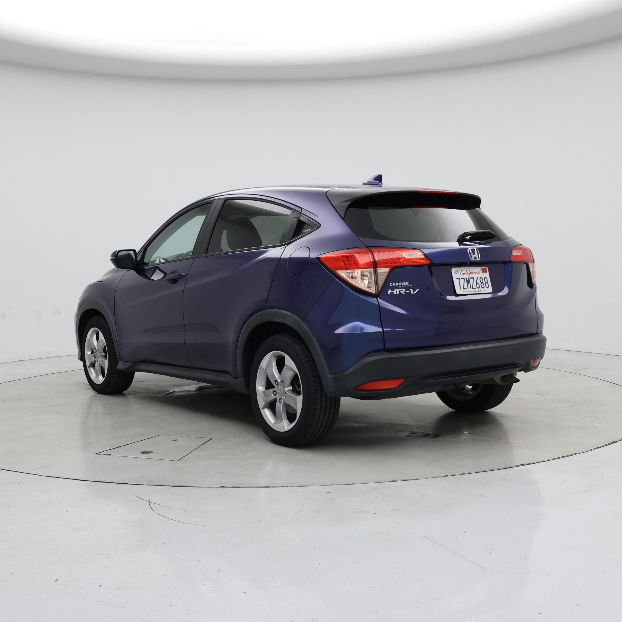 Thumbnail: 2017 Honda HR-V - 2