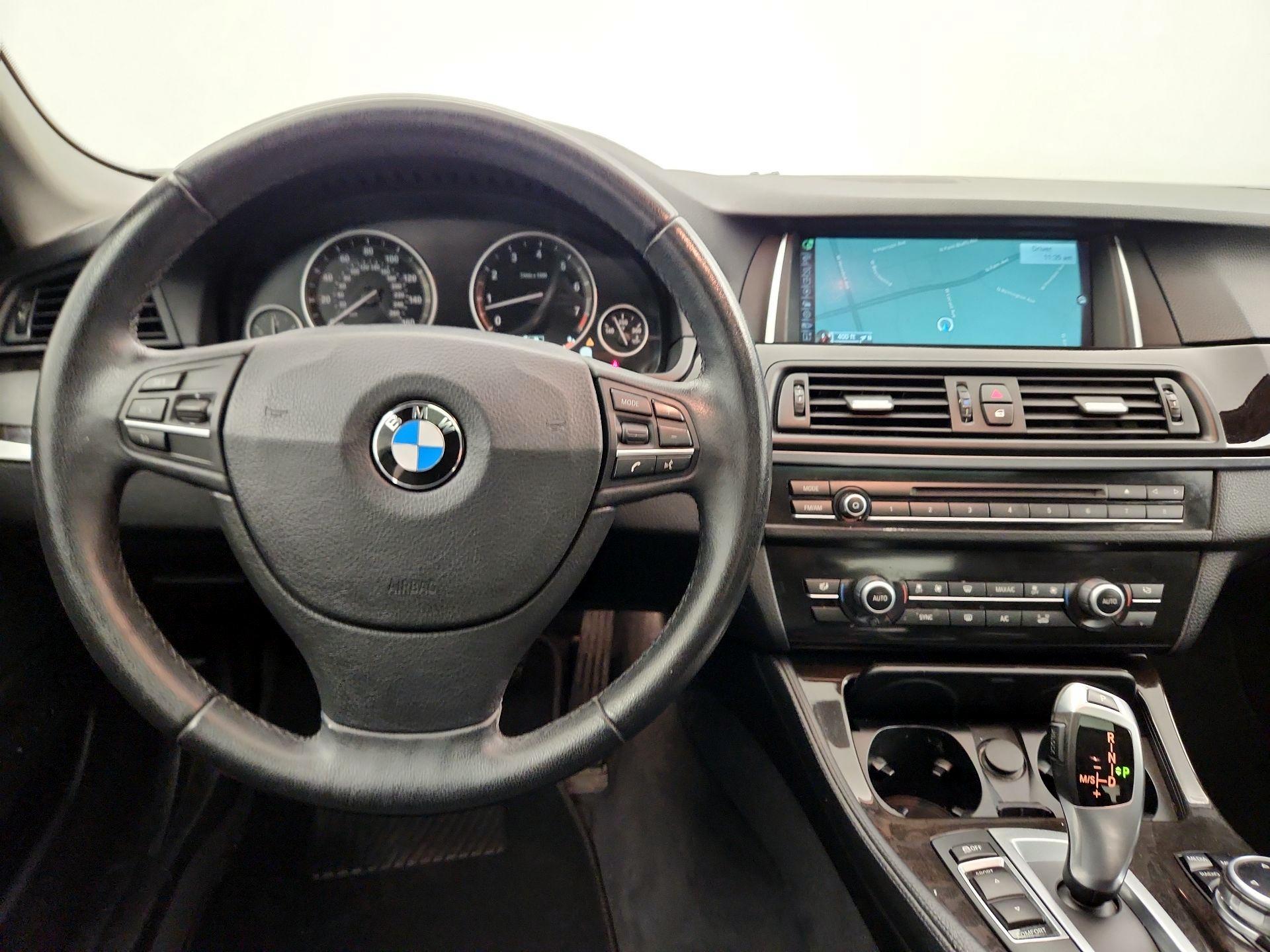 Thumbnail: 2014 BMW 5 Series - 10