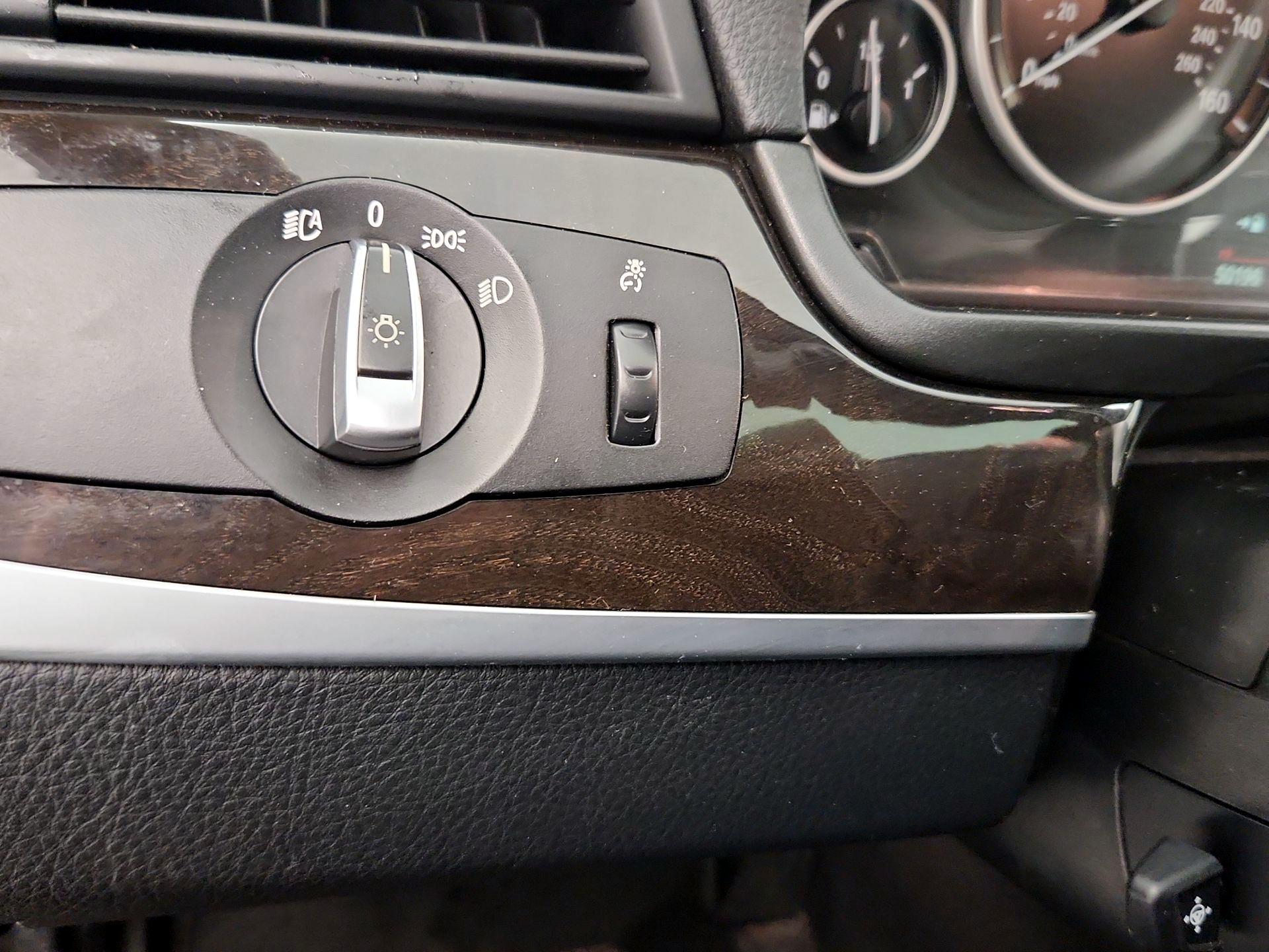 Thumbnail: 2014 BMW 5 Series - 13