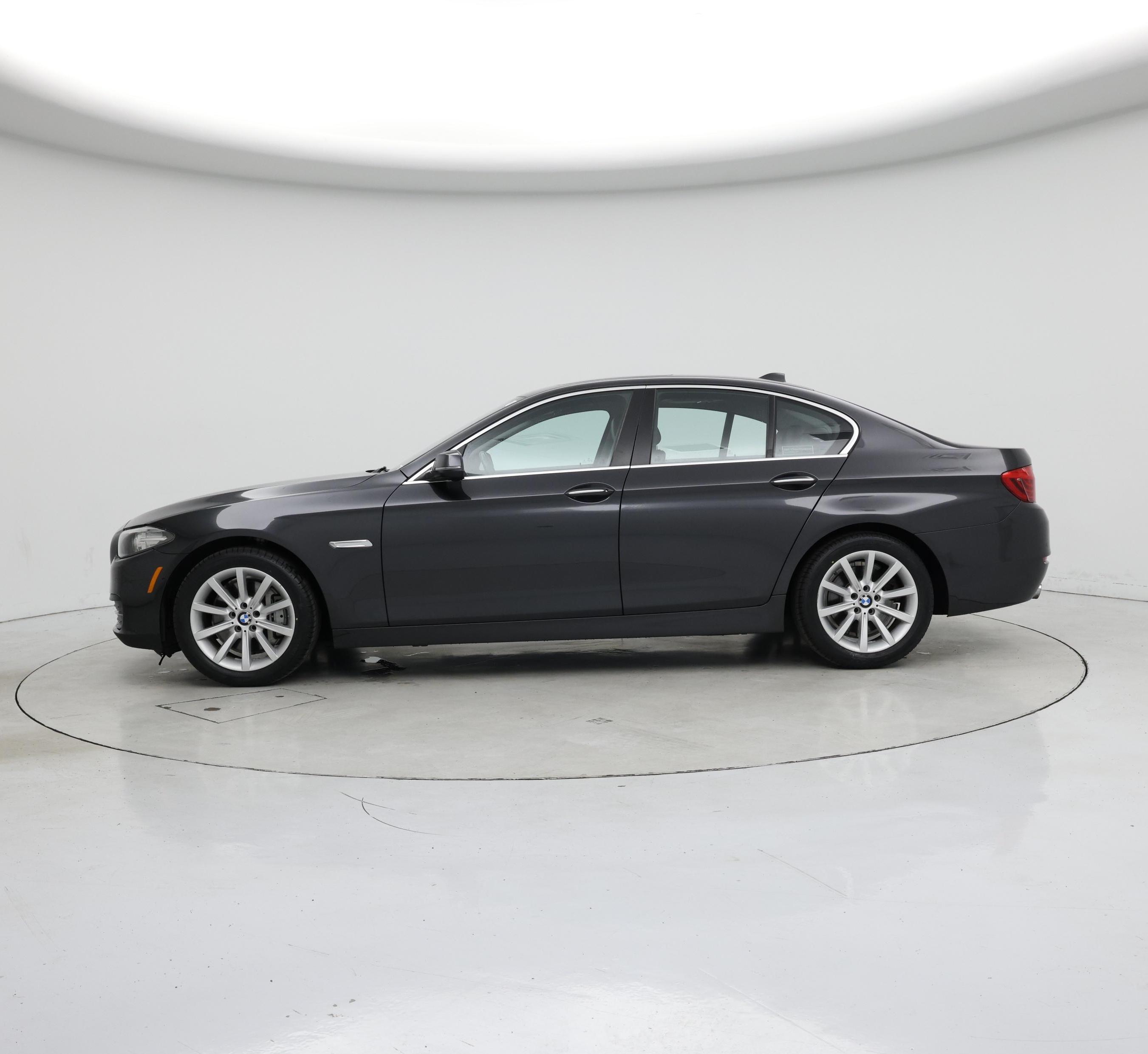 Thumbnail: 2014 BMW 5 Series - 3