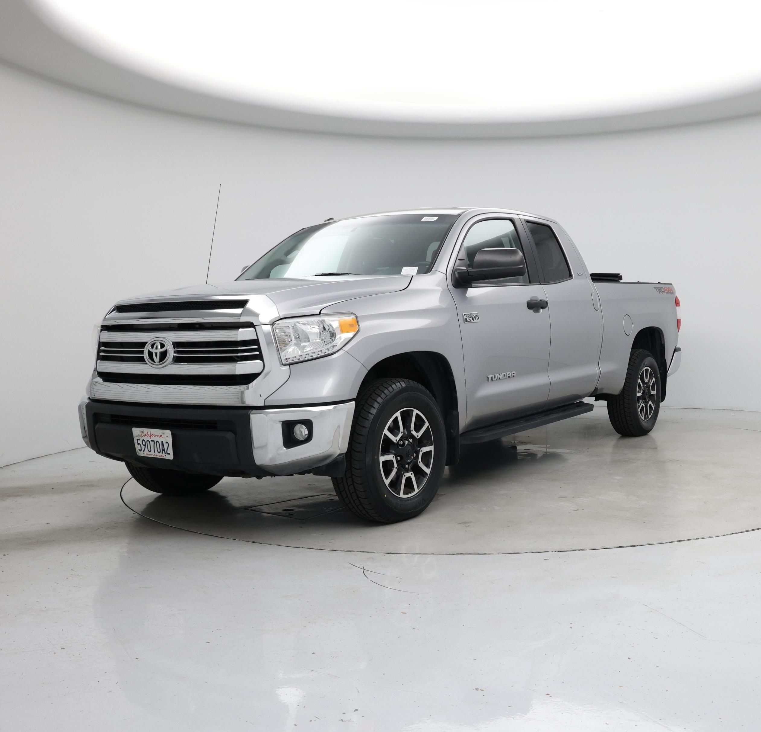Thumbnail: 2017 Toyota Tundra - 4