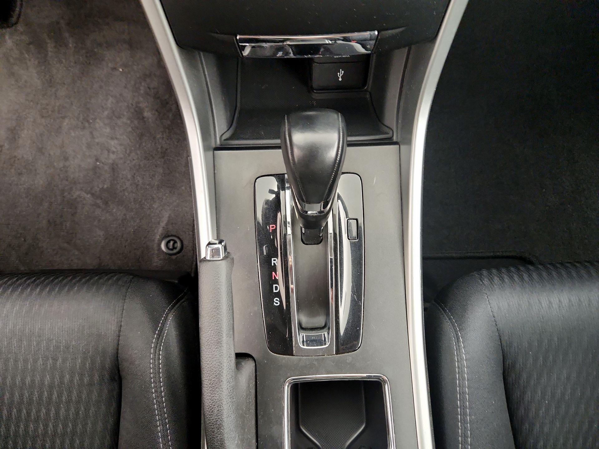 Thumbnail: 2014 Honda Accord - 17