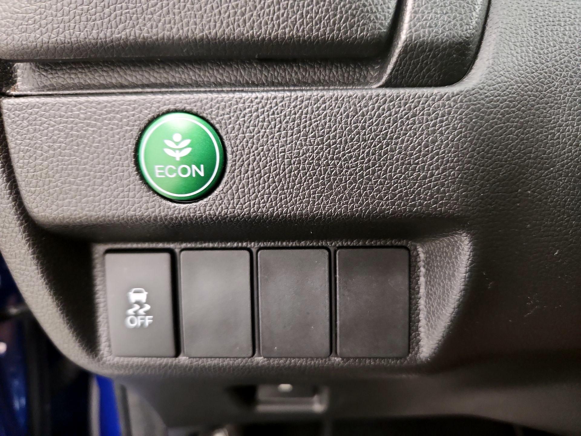 Thumbnail: 2015 Honda Fit - 13