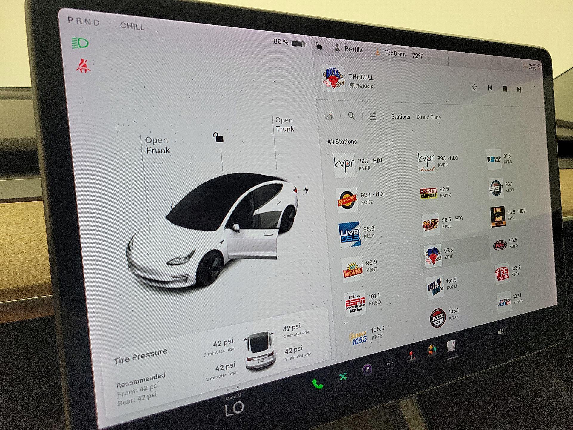 Thumbnail: 2021 Tesla Model 3 - 15