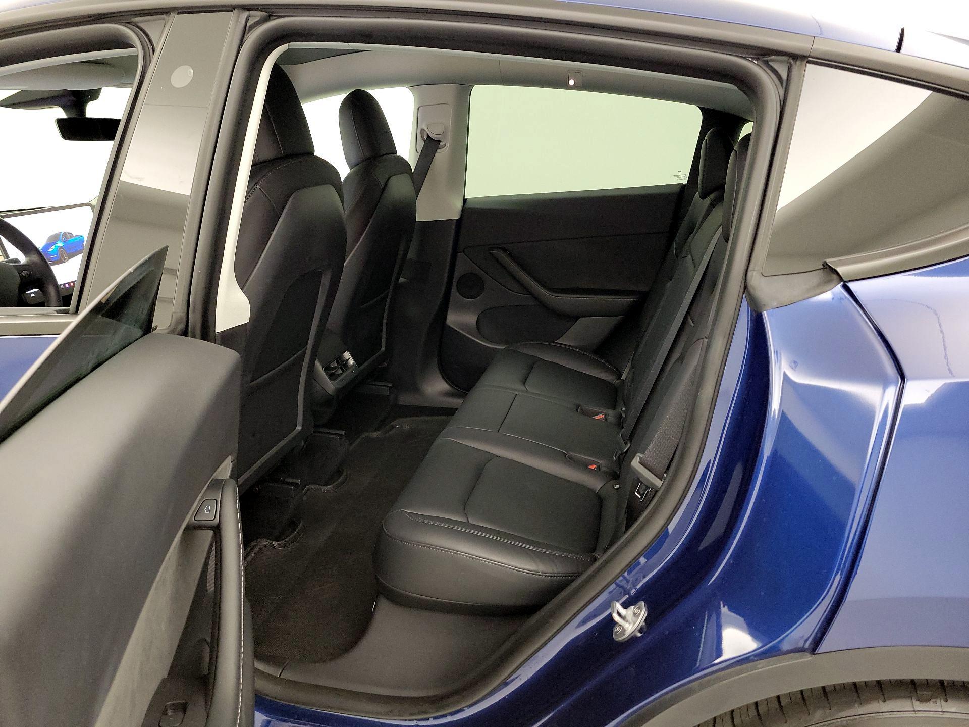 Thumbnail: 2022 Tesla Model Y - 16