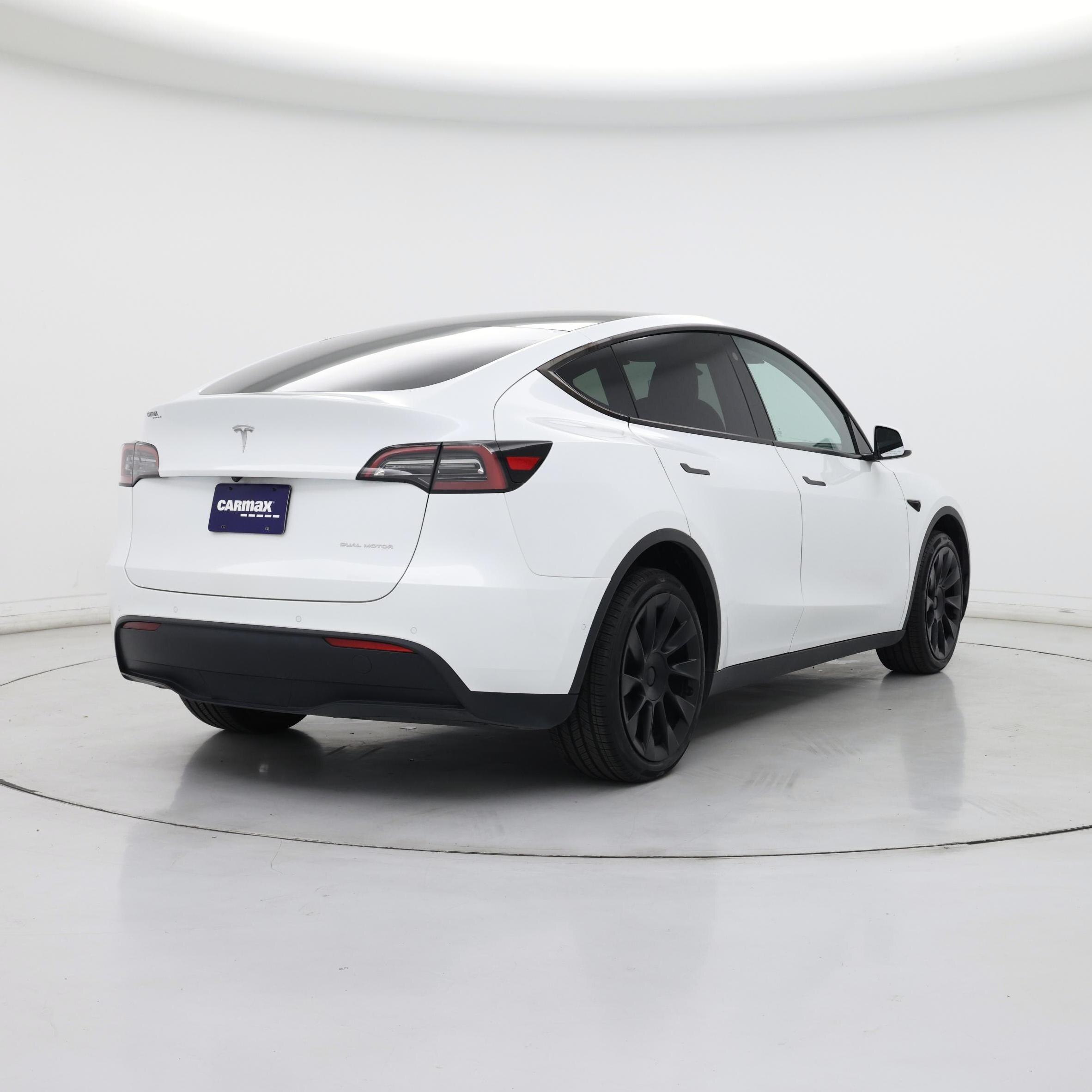 Thumbnail: 2022 Tesla Model Y - 8