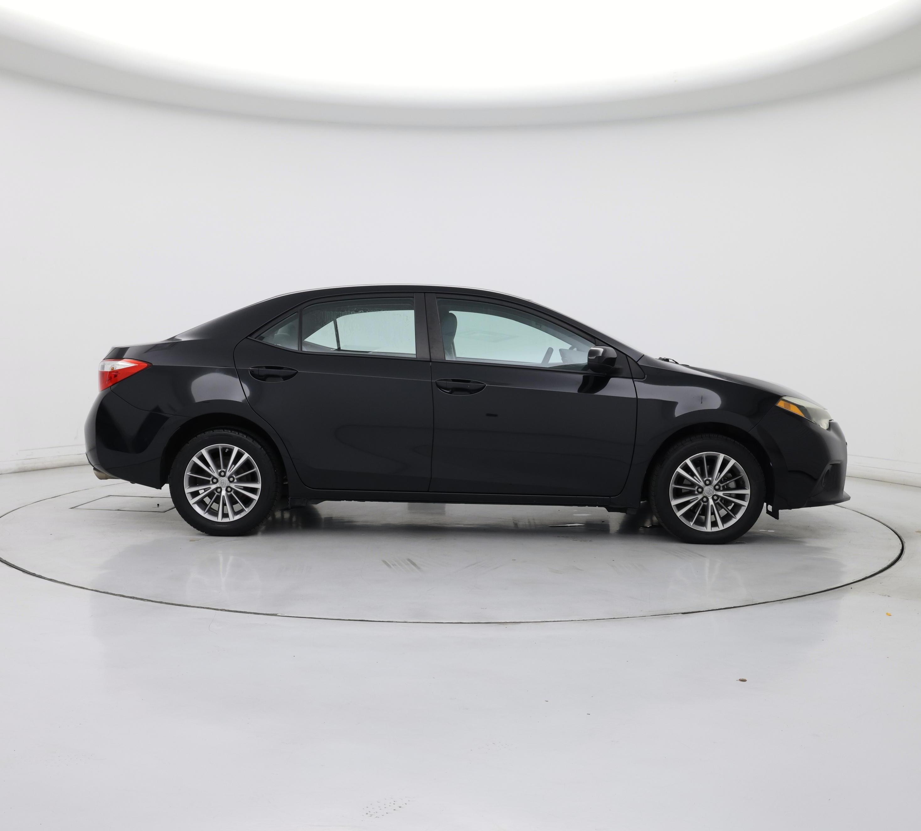 Thumbnail: 2014 Toyota Corolla - 7