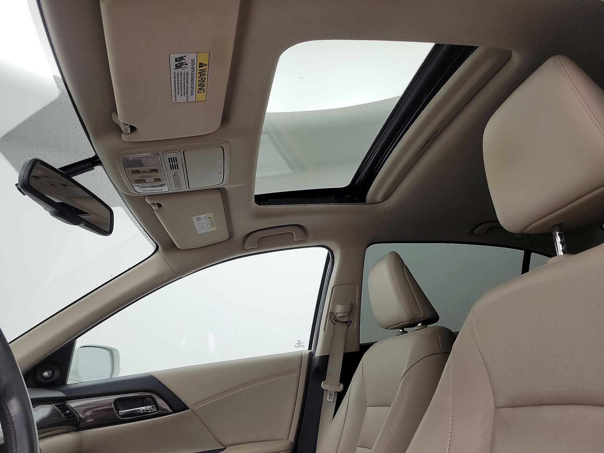 Thumbnail: 2016 Honda Accord - 18