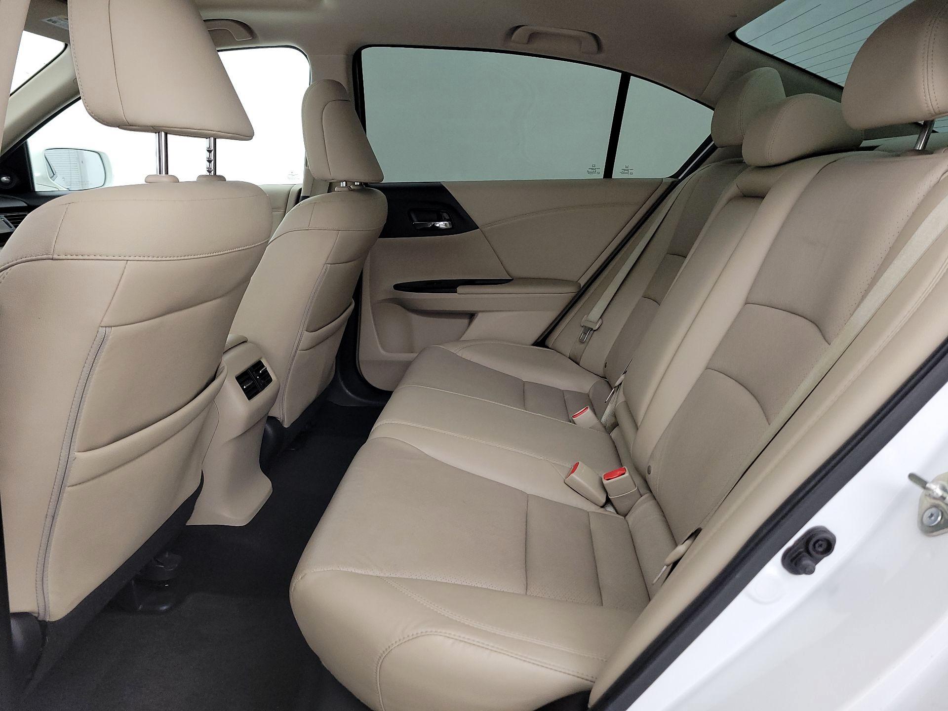 Thumbnail: 2016 Honda Accord - 19