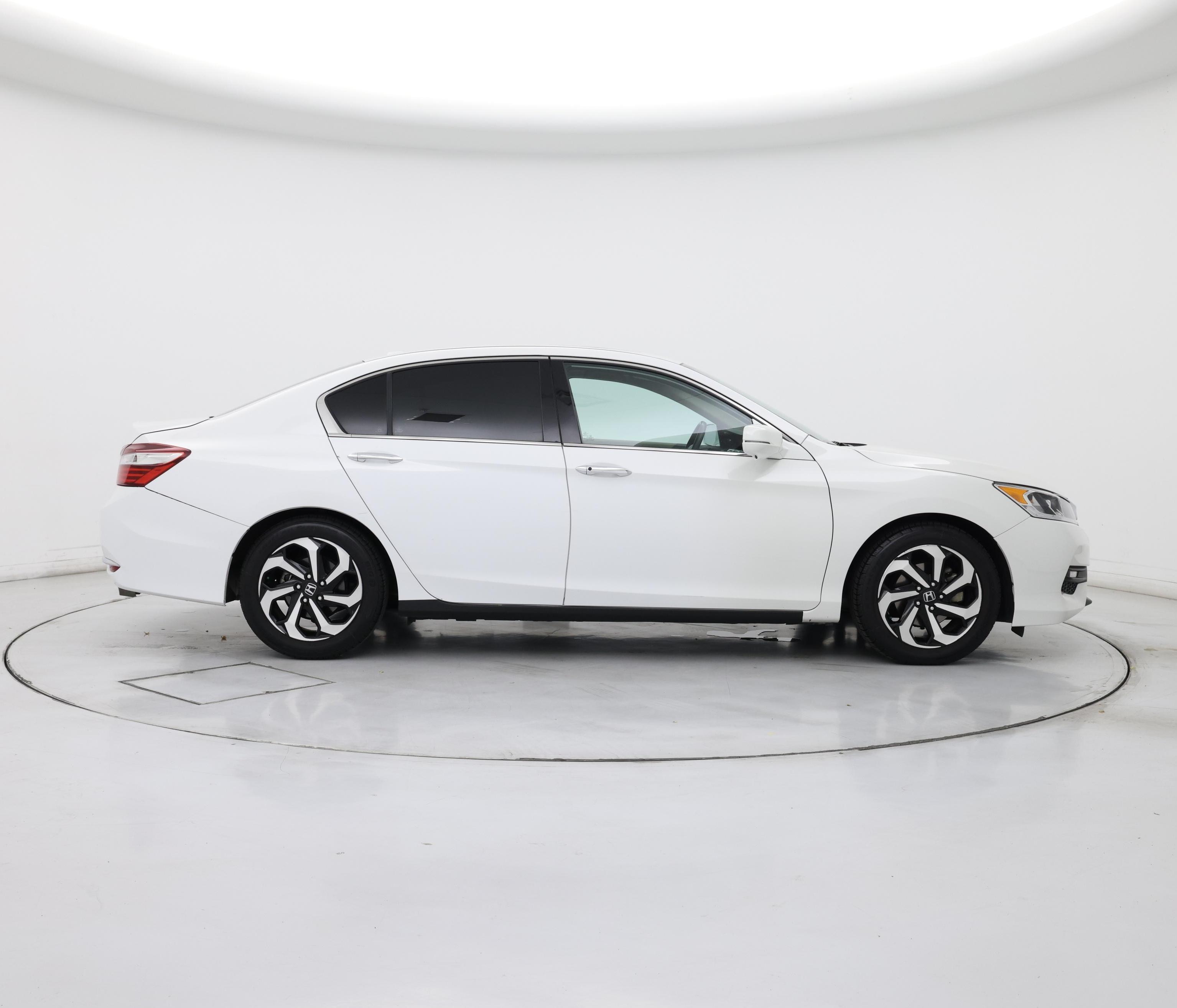 Thumbnail: 2016 Honda Accord - 7