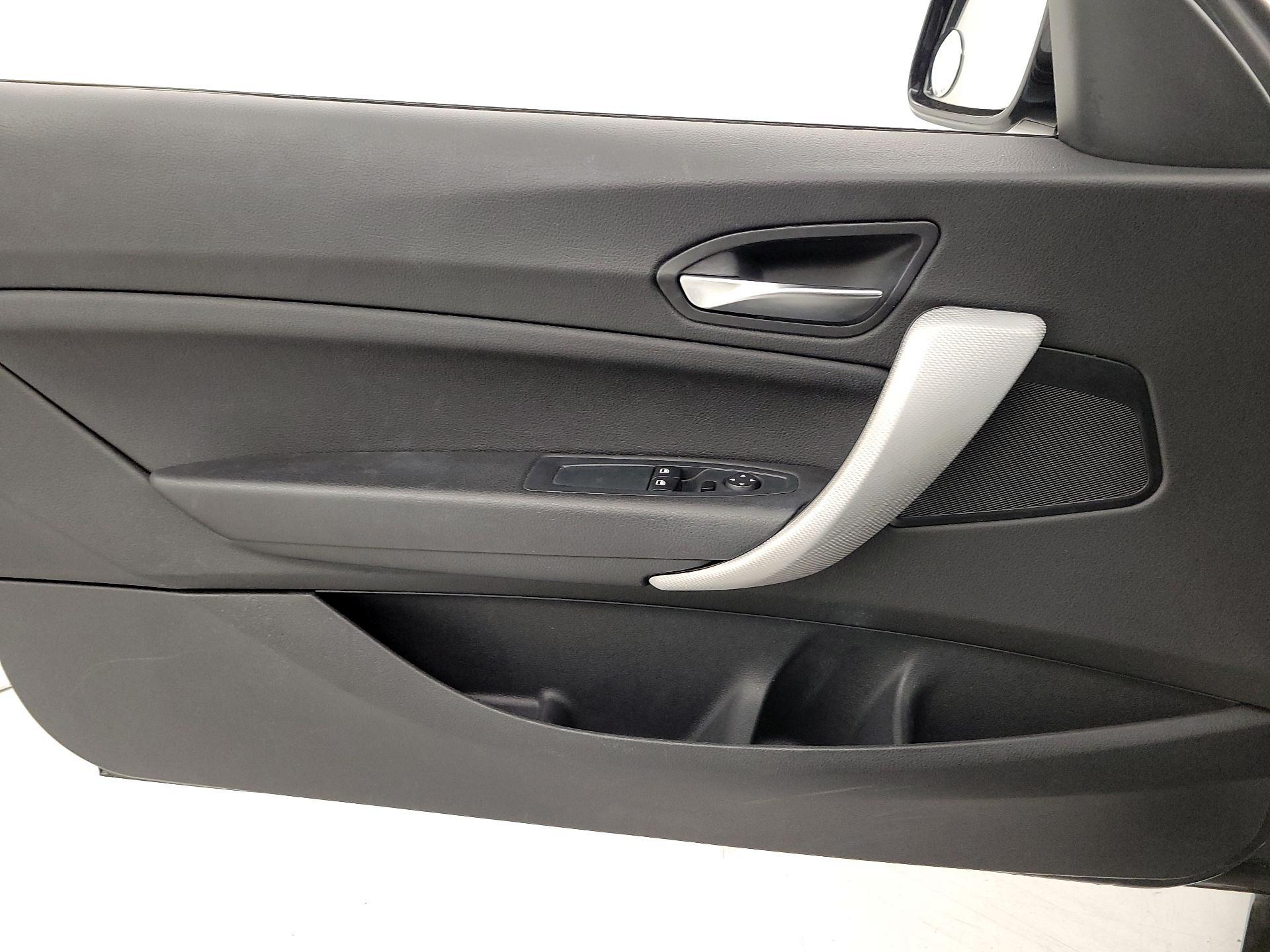 Thumbnail: 2015 BMW 2 Series - 12