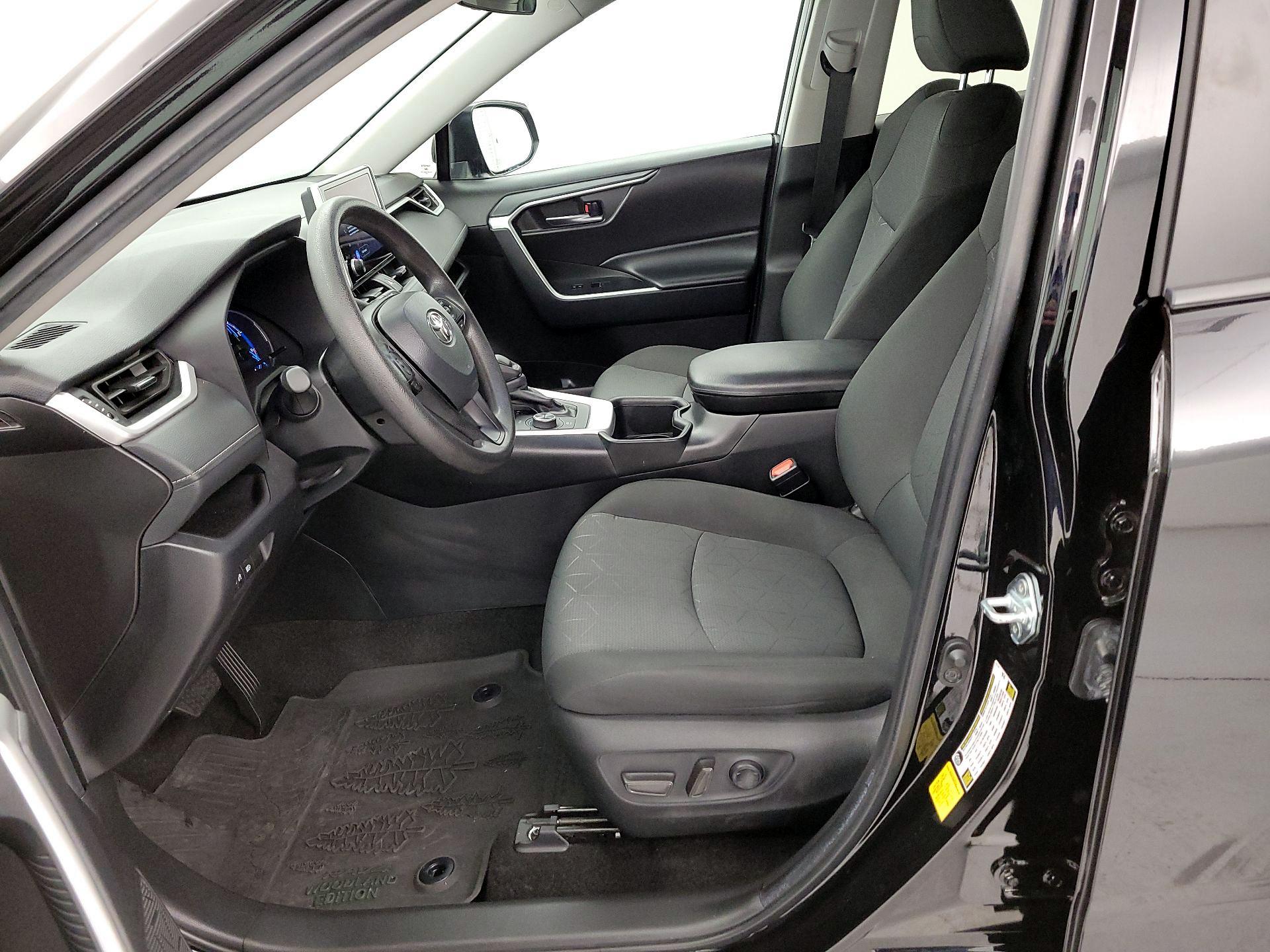 Thumbnail: 2024 Toyota RAV4 - 11