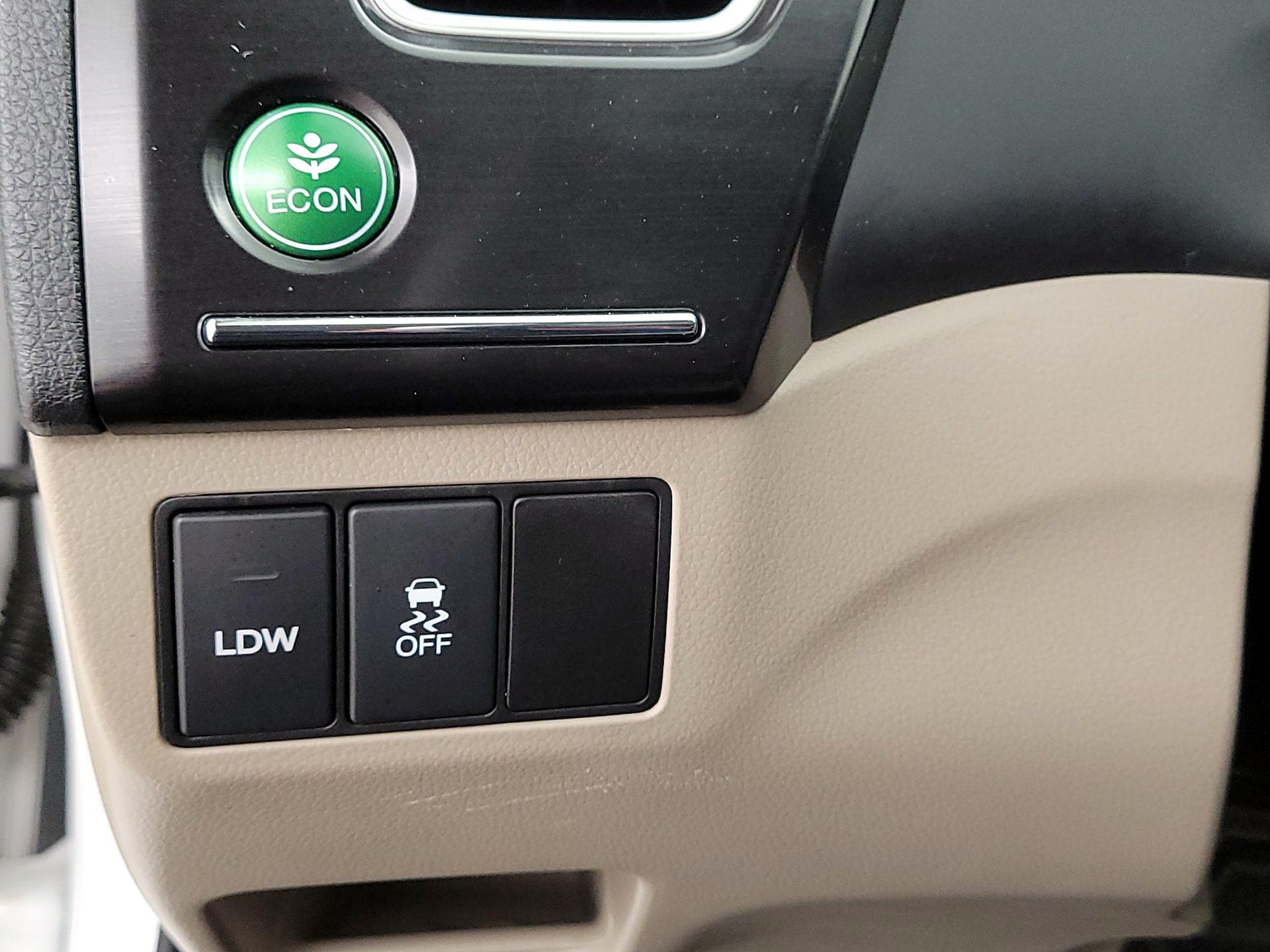 Thumbnail: 2014 Honda Civic - 13