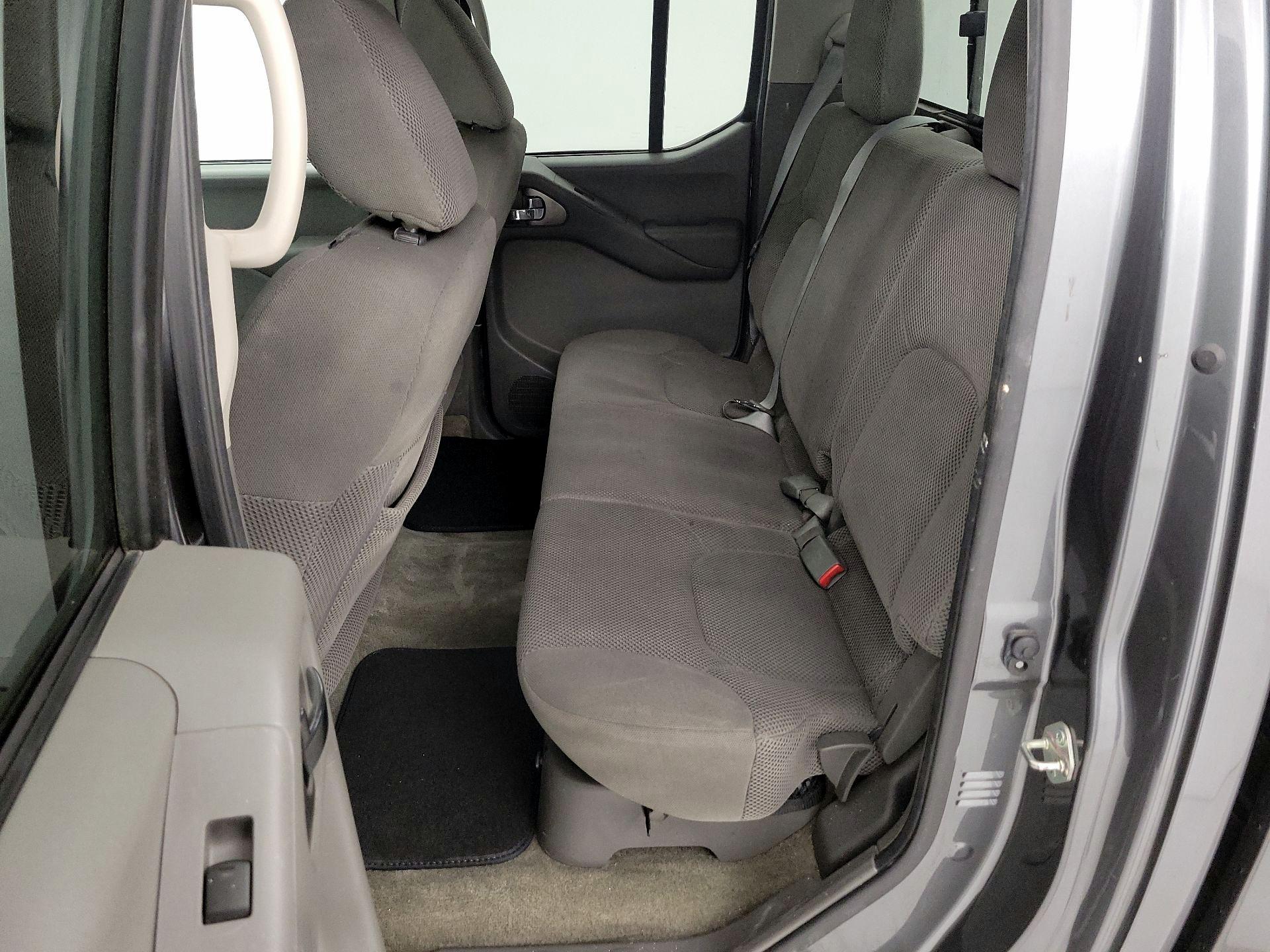 Thumbnail: 2016 Nissan Frontier - 19