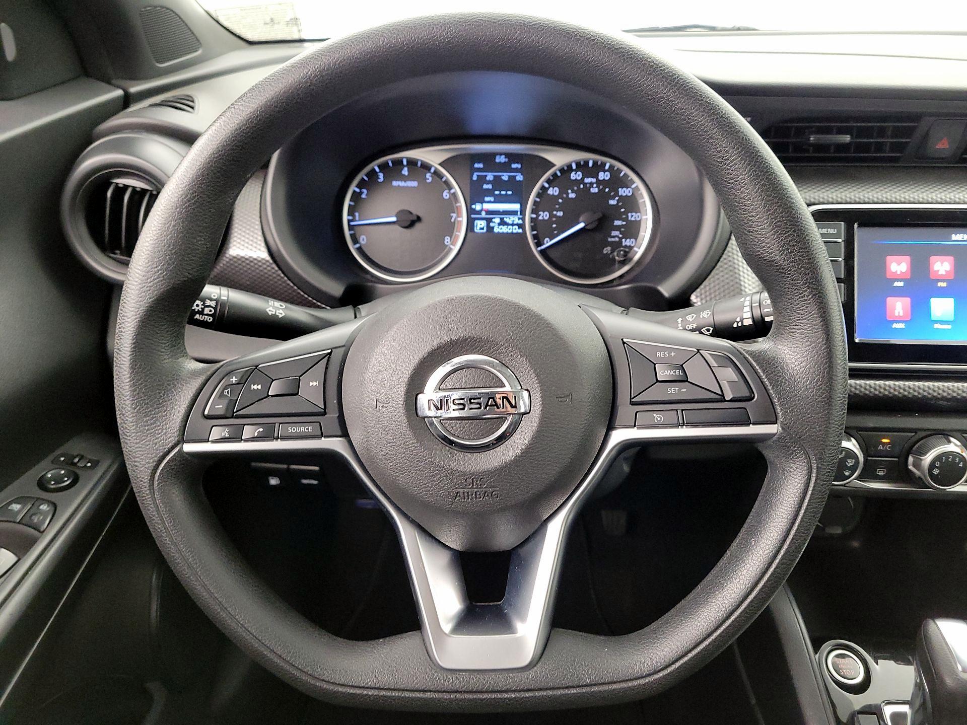 Thumbnail: 2020 Nissan Kicks - 10