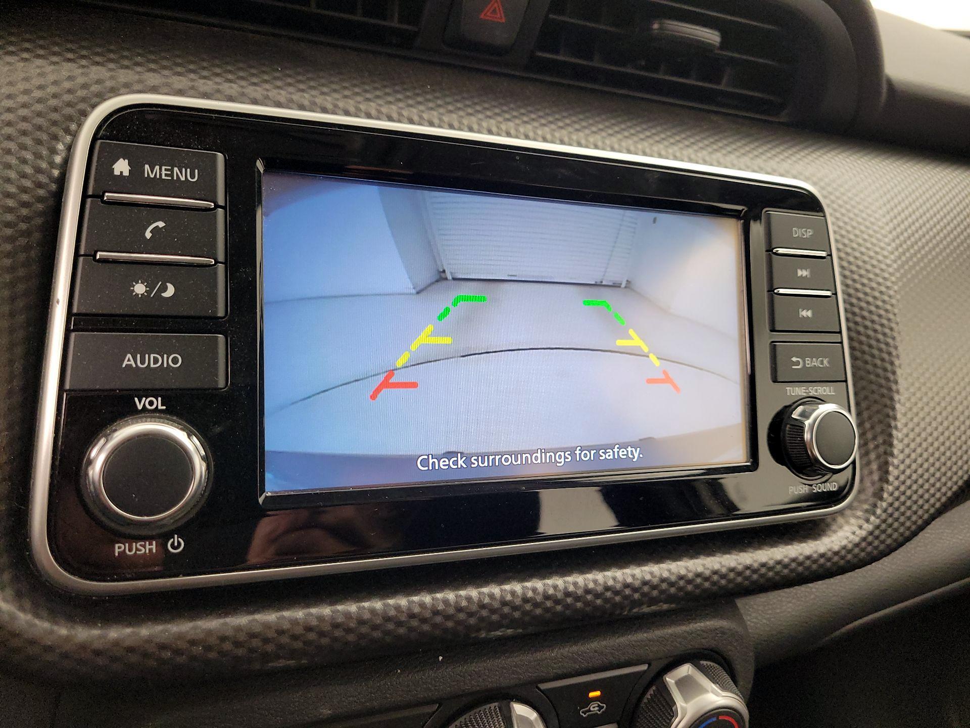 Thumbnail: 2020 Nissan Kicks - 14