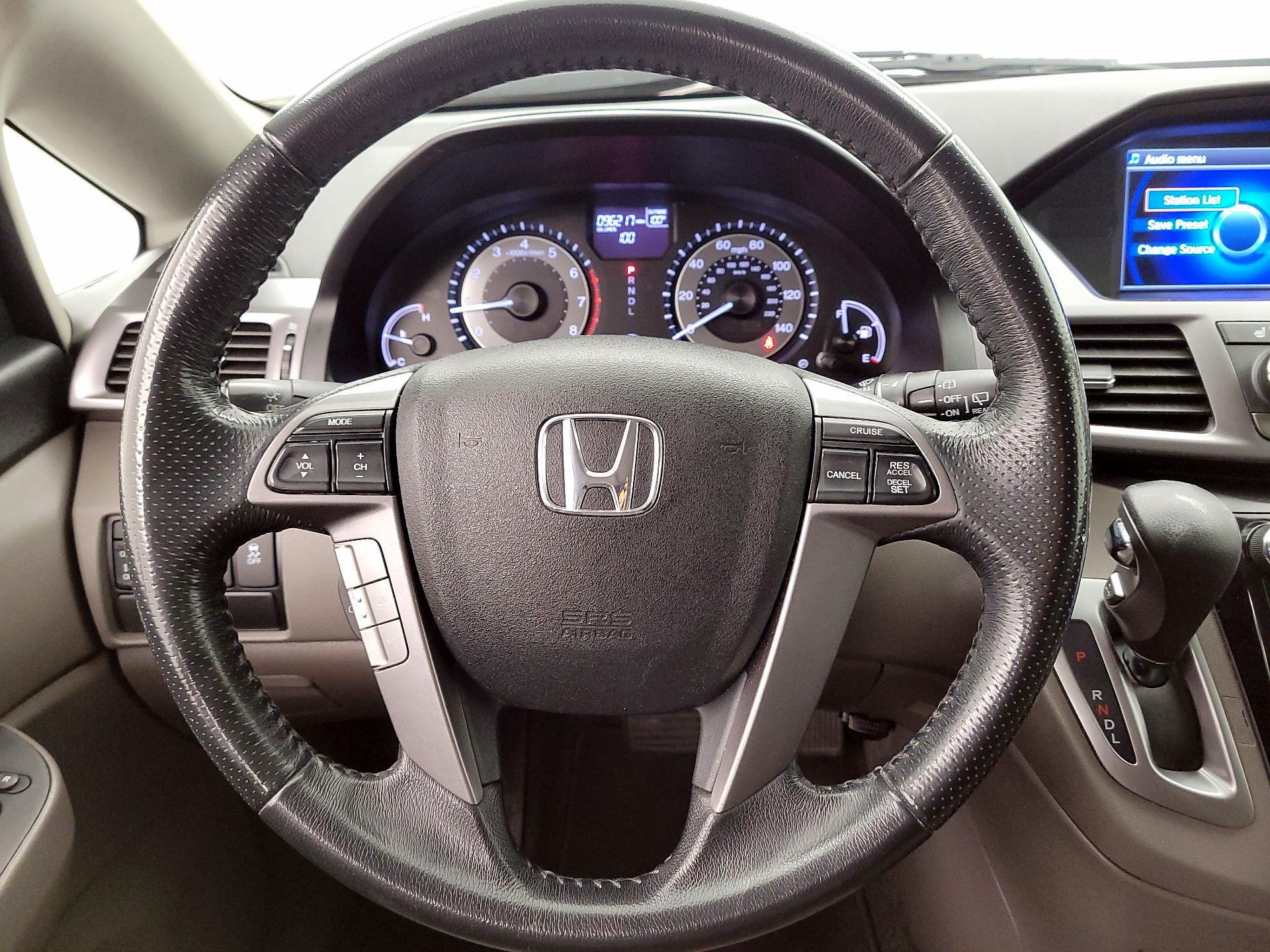 Thumbnail: 2014 Honda Odyssey - 10