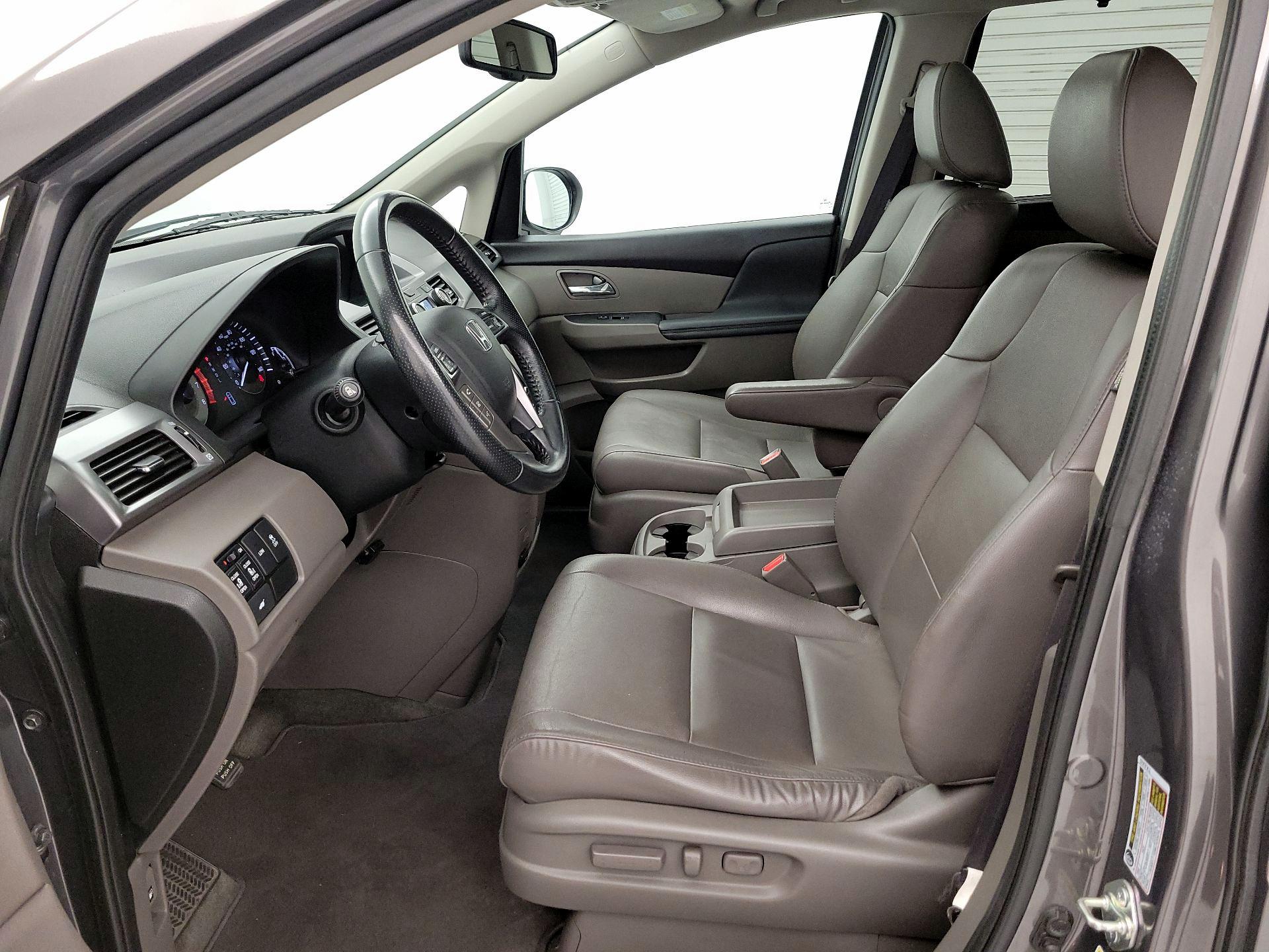Thumbnail: 2014 Honda Odyssey - 11