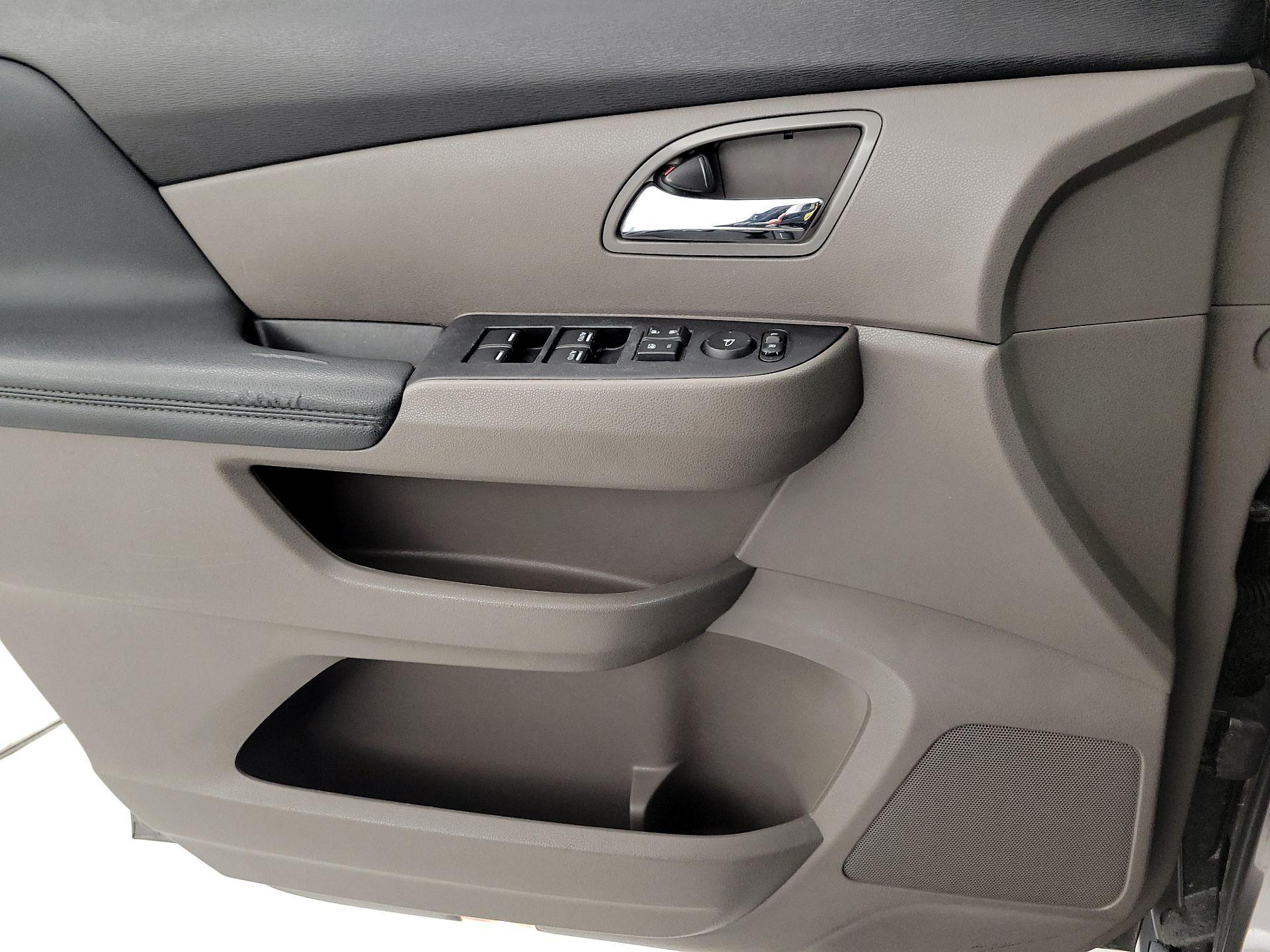 Thumbnail: 2014 Honda Odyssey - 12