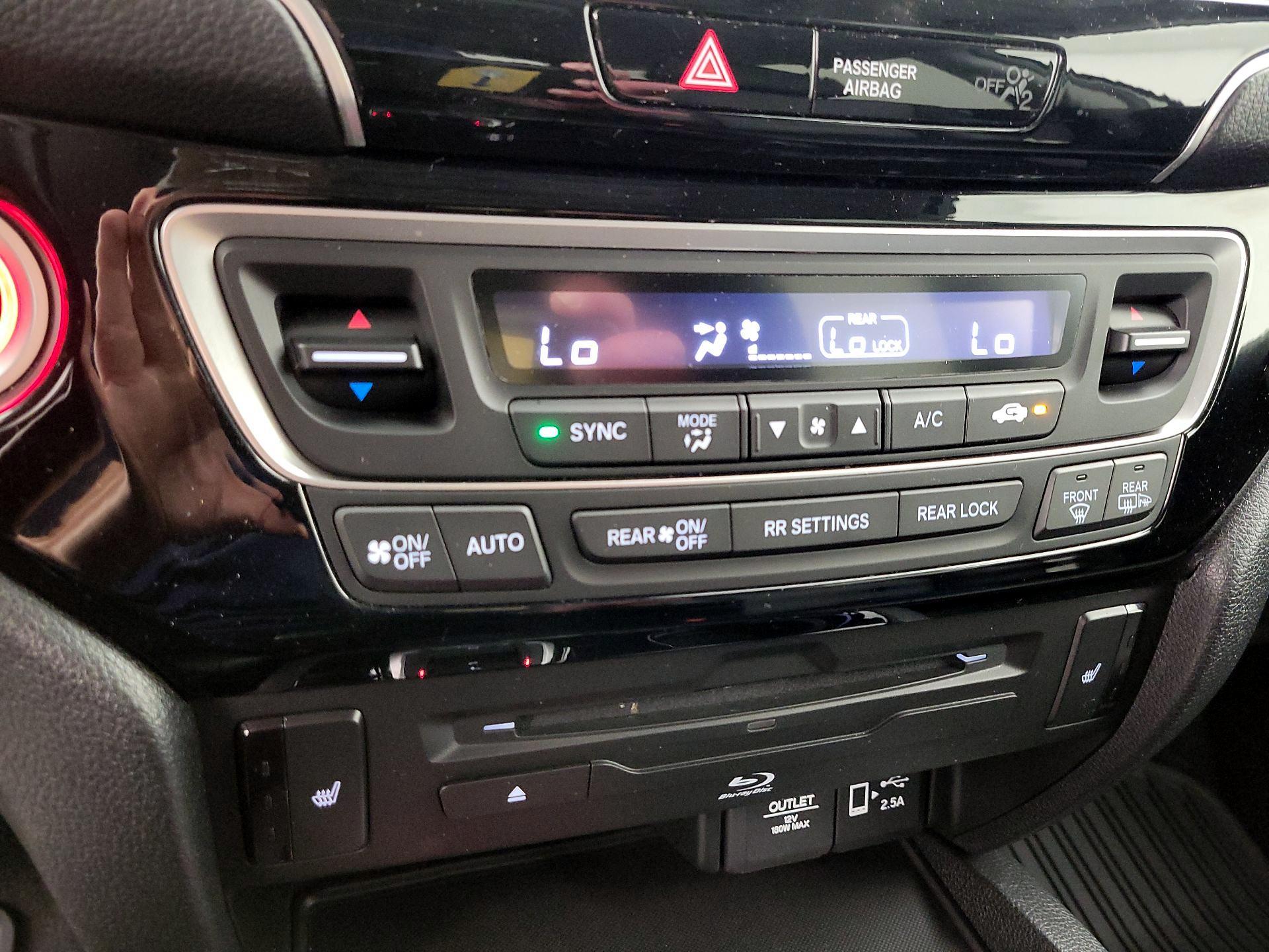 Thumbnail: 2021 Honda Pilot - 17